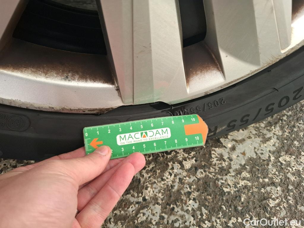  Renault  Megane  IV Berline 5pt. Business 1.5 dCi 115CV BVM6 E6d #75