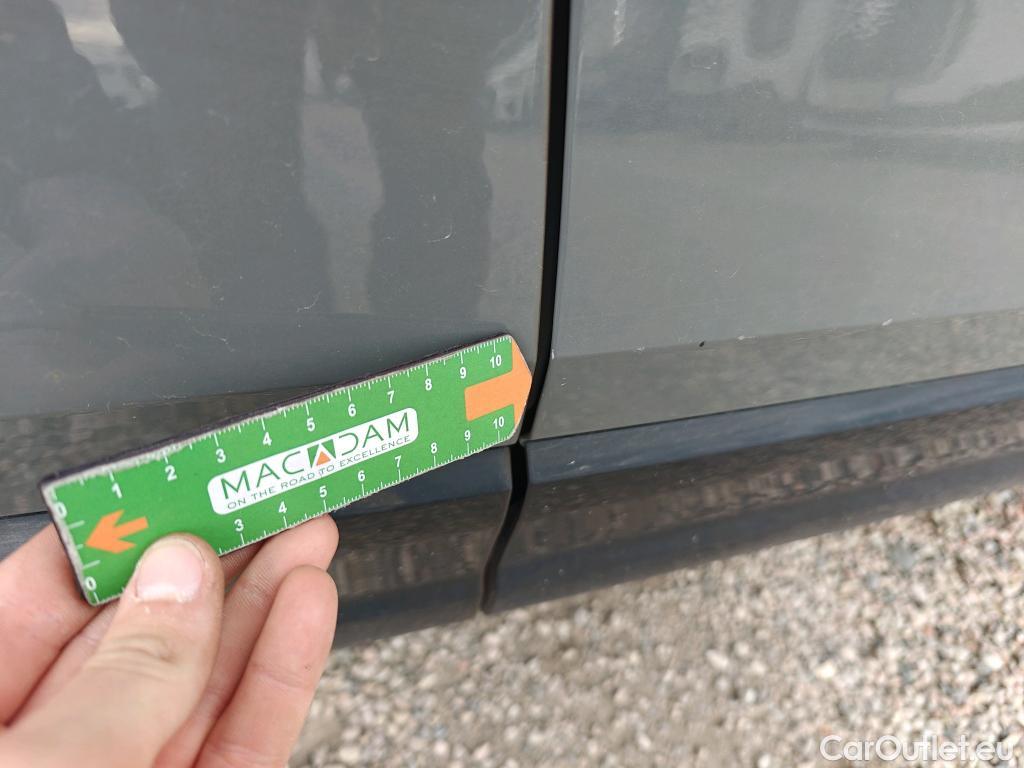  Audi  Q2 AUDI  / 2016 / 5P / todoterreno Design 30 TFSI 85kW (116CV) #39