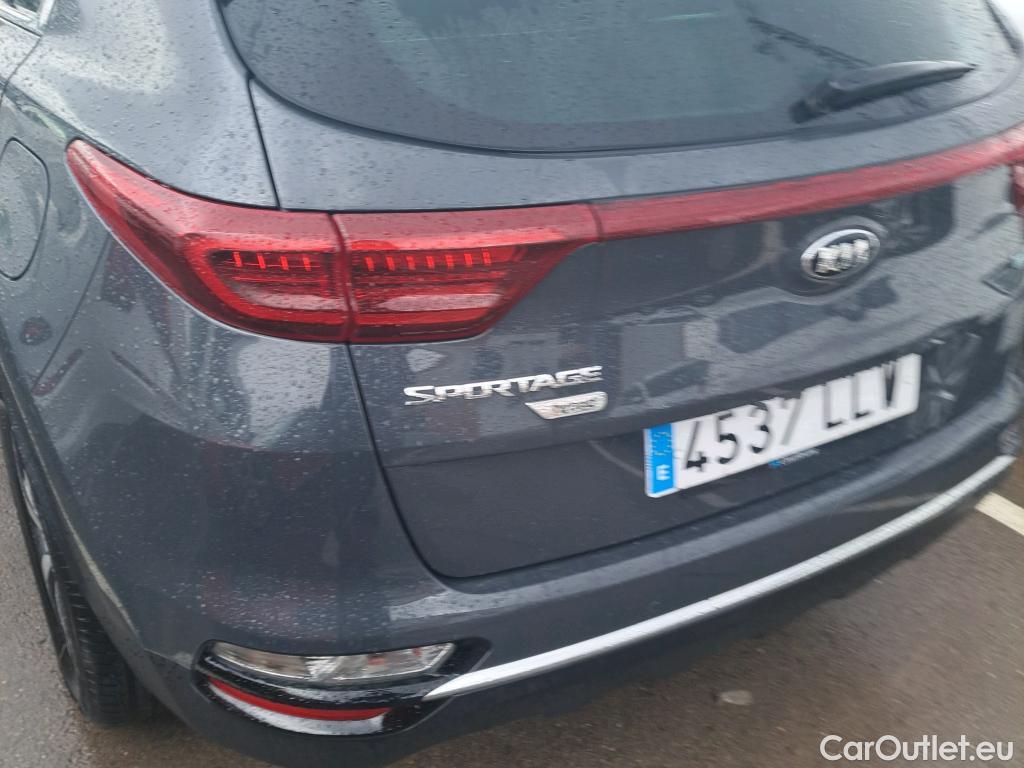  KIA  Sportage KIA  1.6MHEV Drive 100kW(136CV) 4x2(Crist Tintados) #3
