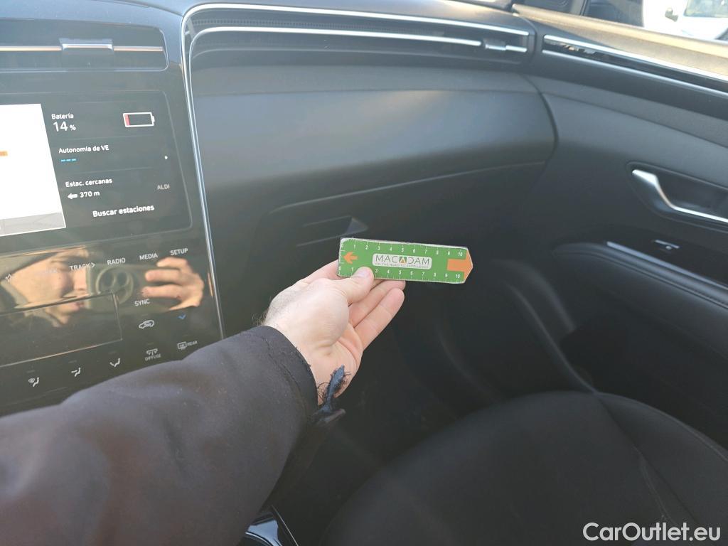  Hyundai  Tucson HYUNDAI  / 2020 / 5P / todoterreno 1.6 TGDI PHEV 195kW Tecno Sky Auto 4x4 #6