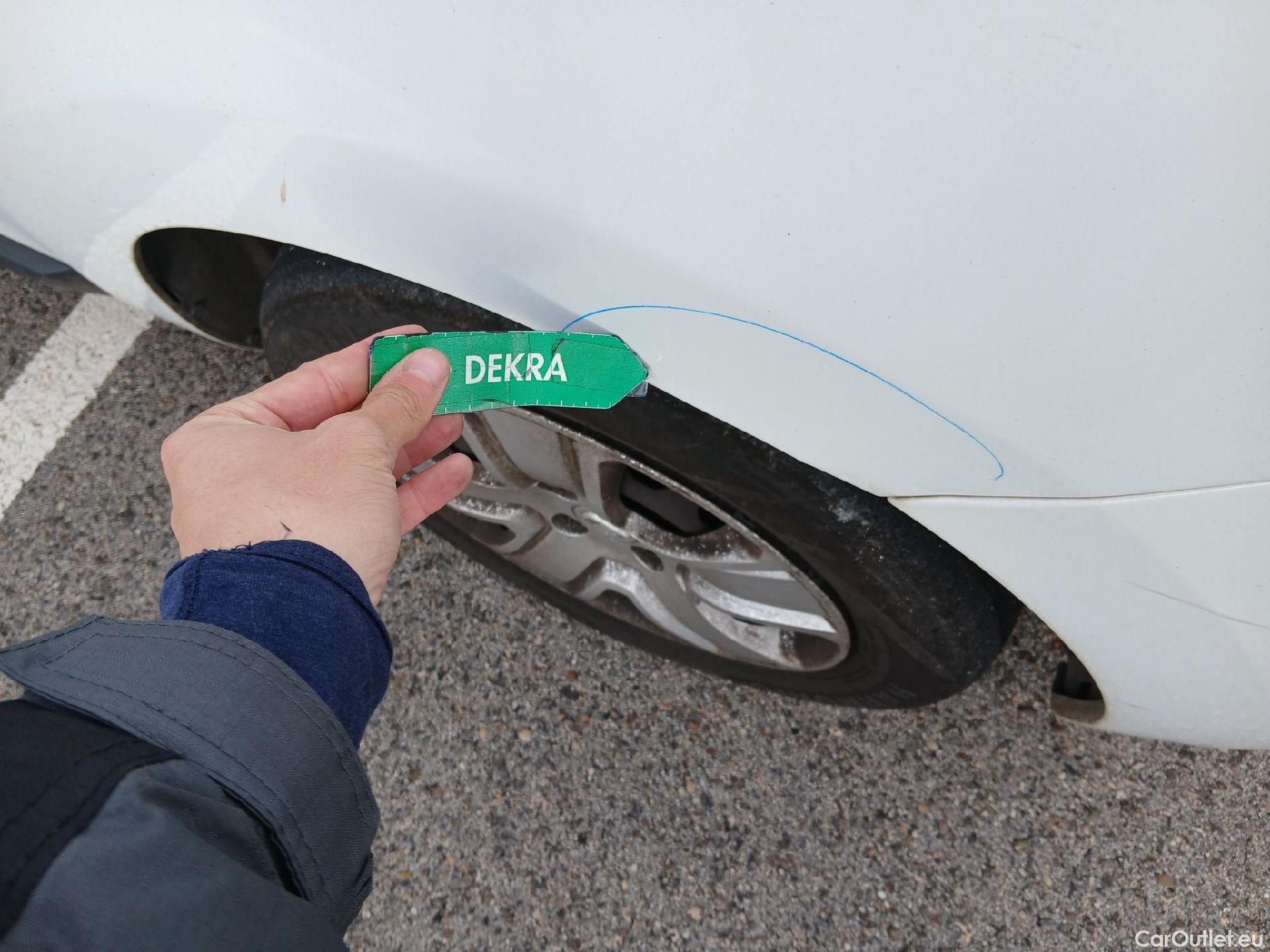  Dacia  Lodgy DACIA  / 2012 / 5P / monovolumen compacto Comfort Blue dCi 70kW (95CV) 7Pl - 18 #43