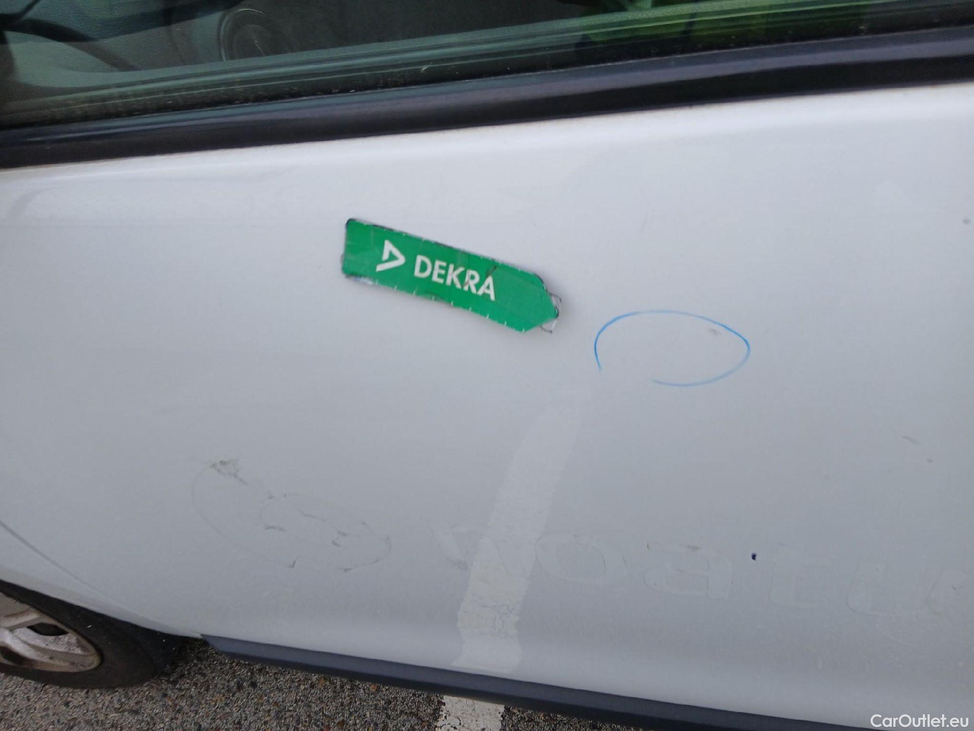  Dacia  Lodgy DACIA  / 2012 / 5P / monovolumen compacto Comfort Blue dCi 70kW (95CV) 7Pl - 18 #13