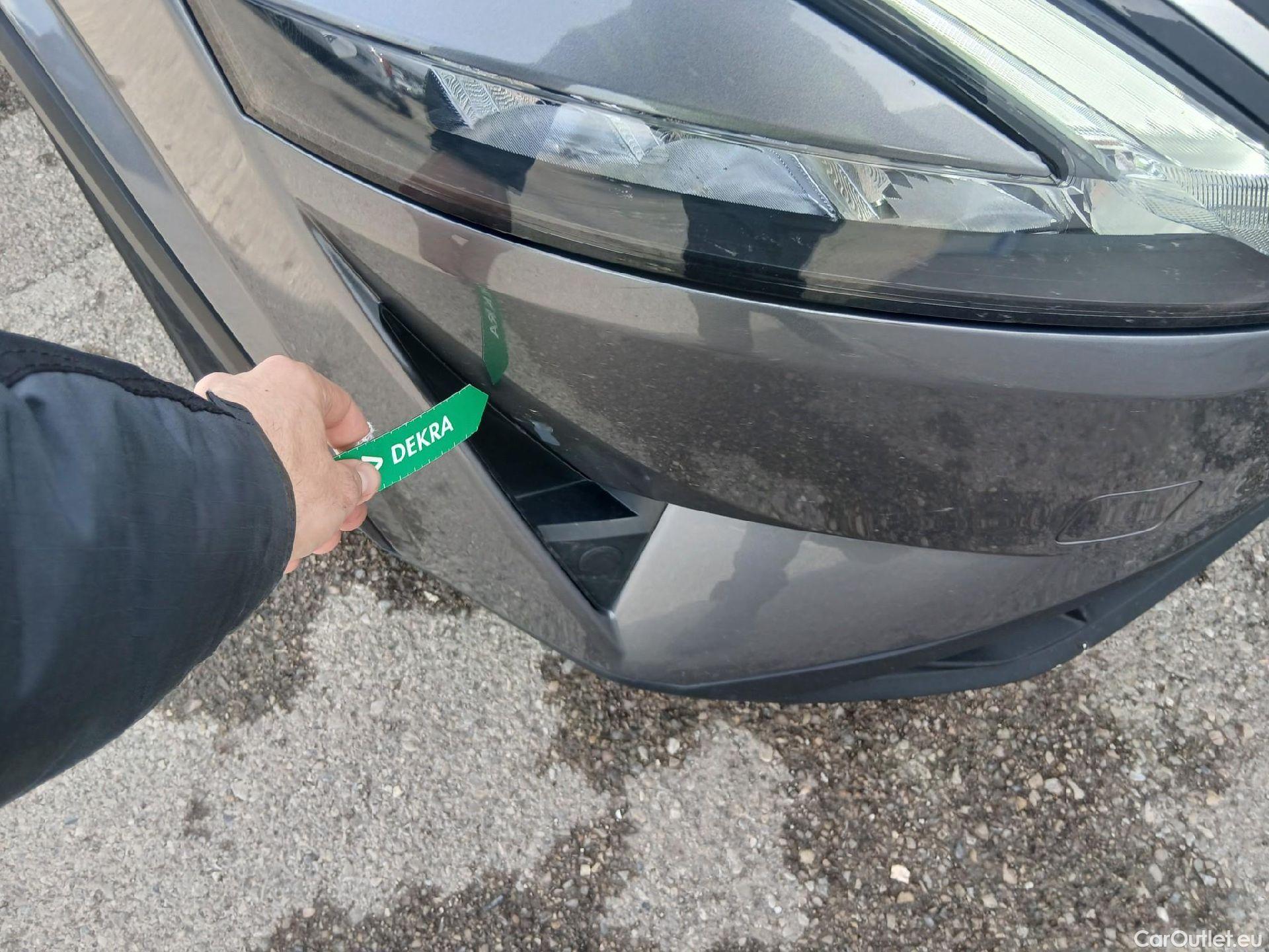  Nissan  Qashqai NISSAN  / 2021 / 5P / todoterreno DIG-T 116kW (158CV) mHEV Xtronic Acenta (AC) #3