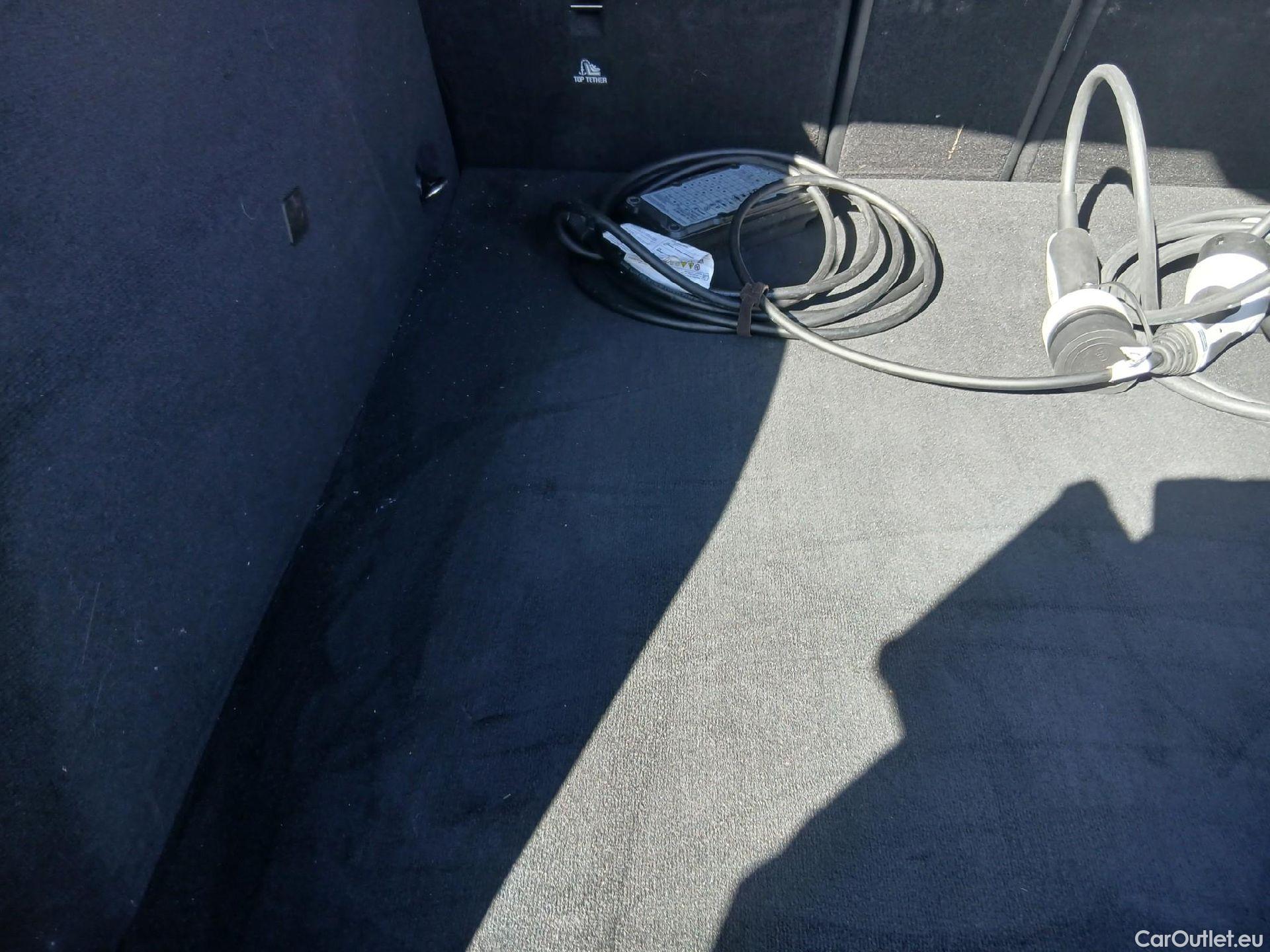  Mercedes  G-Klasee MERCEDES-BENZ GLE Coupé / 2020 / 5P / todoterreno GLE 350 de 4MATIC (Híbrido Enchufable) #2