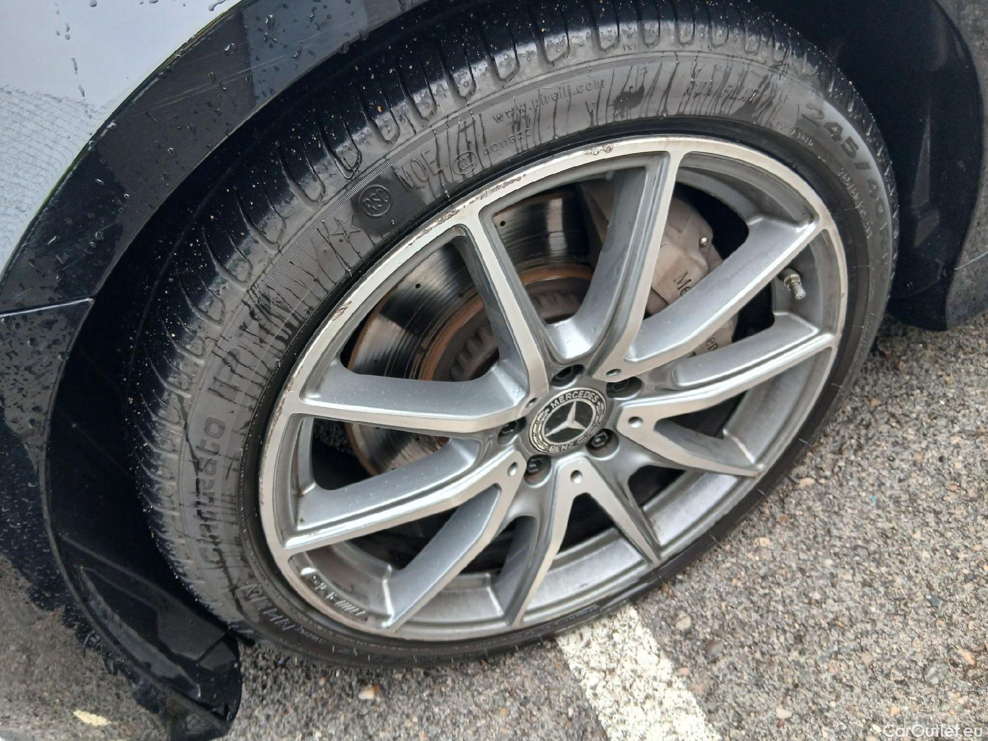  Mercedes  E-Klasse MERCEDES-BENZ Clase E / 2020 / 2P / coupé Coupé E 450 4MATIC #5