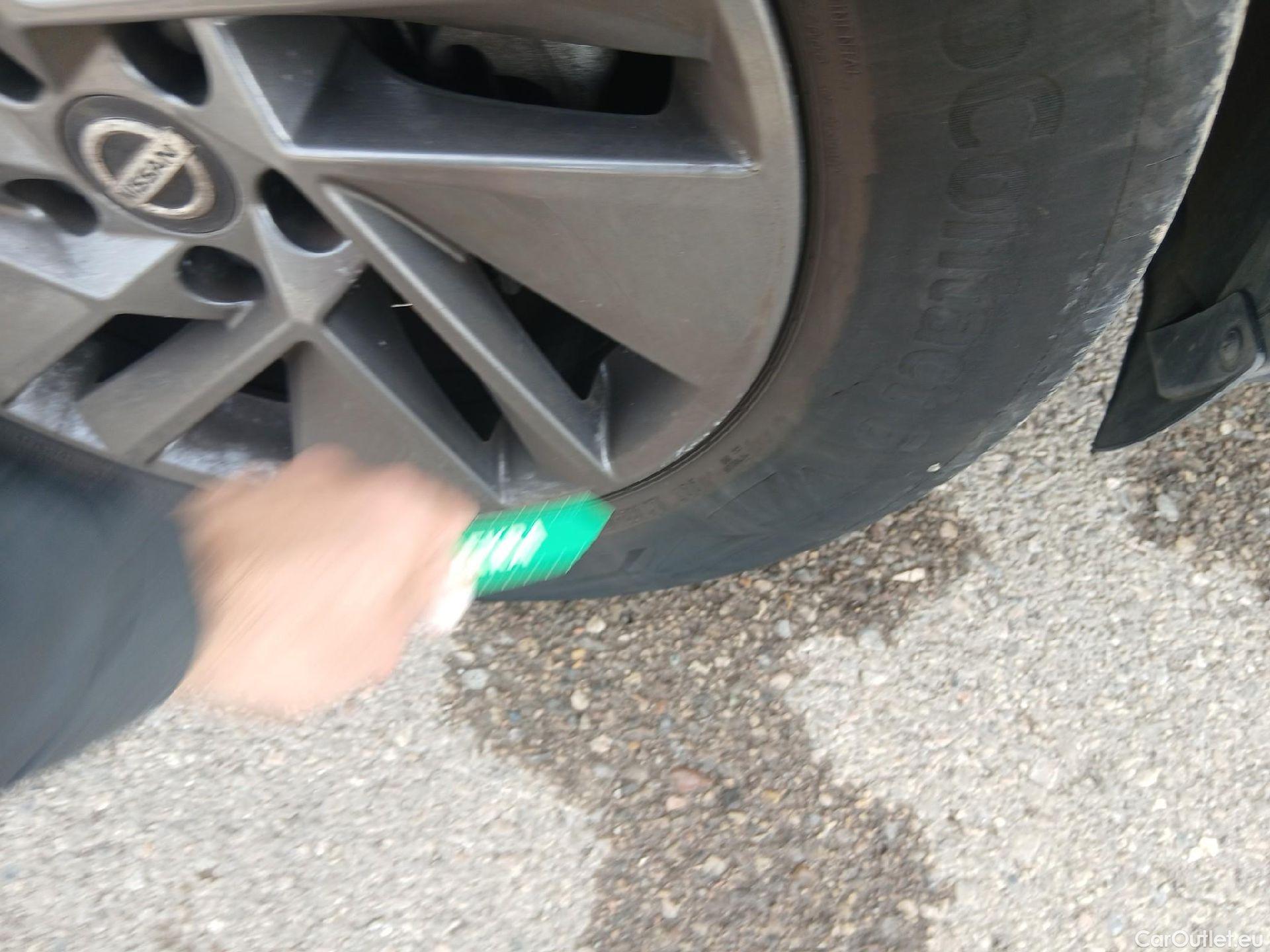  Nissan  Qashqai NISSAN  / 2021 / 5P / todoterreno DIG-T 116kW (158CV) mHEV Xtronic Acenta (AC) #20