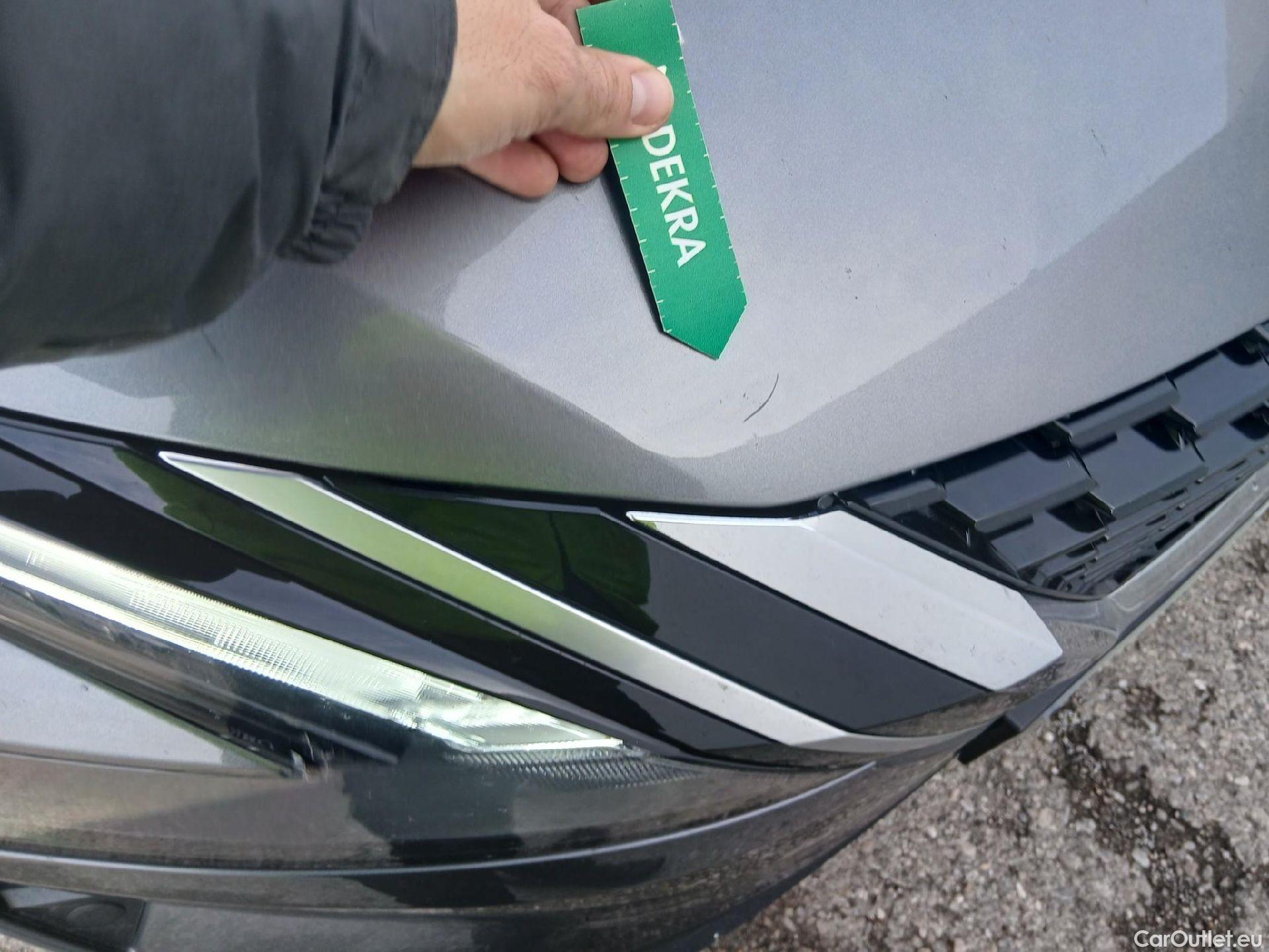  Nissan  Qashqai NISSAN  / 2021 / 5P / todoterreno DIG-T 116kW (158CV) mHEV Xtronic Acenta (AC) #2