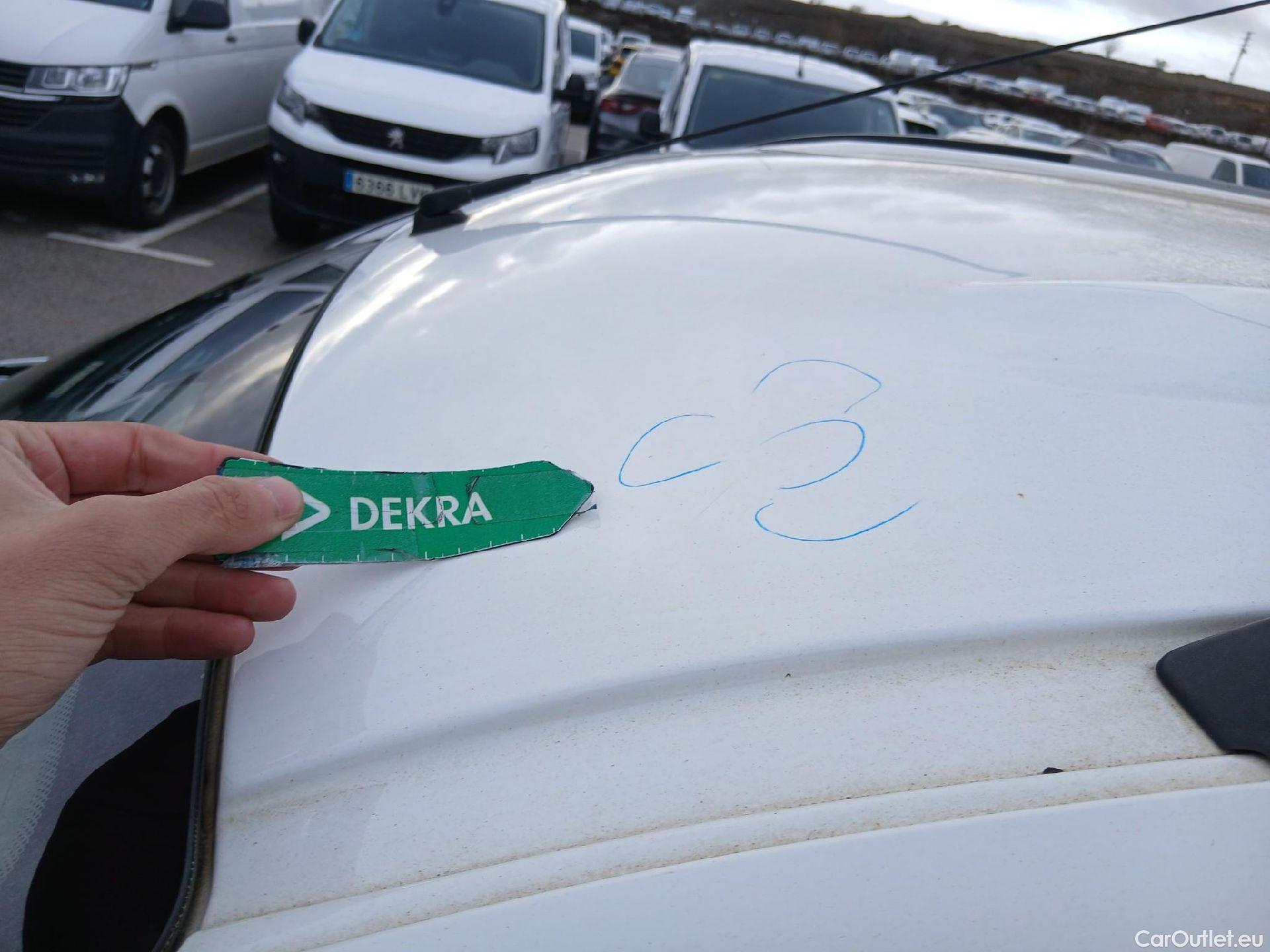  Dacia  Lodgy DACIA  / 2012 / 5P / monovolumen compacto Comfort Blue dCi 70kW (95CV) 7Pl - 18 #14