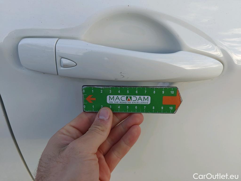  Nissan  Qashqai NISSAN  / 2017 / 5P / todoterreno DIG-T 103 kW (140 CV) E6D N-CONNECTA #33