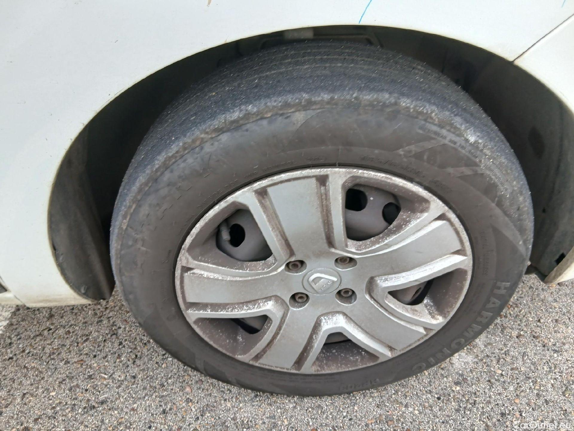  Dacia  Lodgy DACIA  / 2012 / 5P / monovolumen compacto Comfort Blue dCi 70kW (95CV) 7Pl - 18 #44