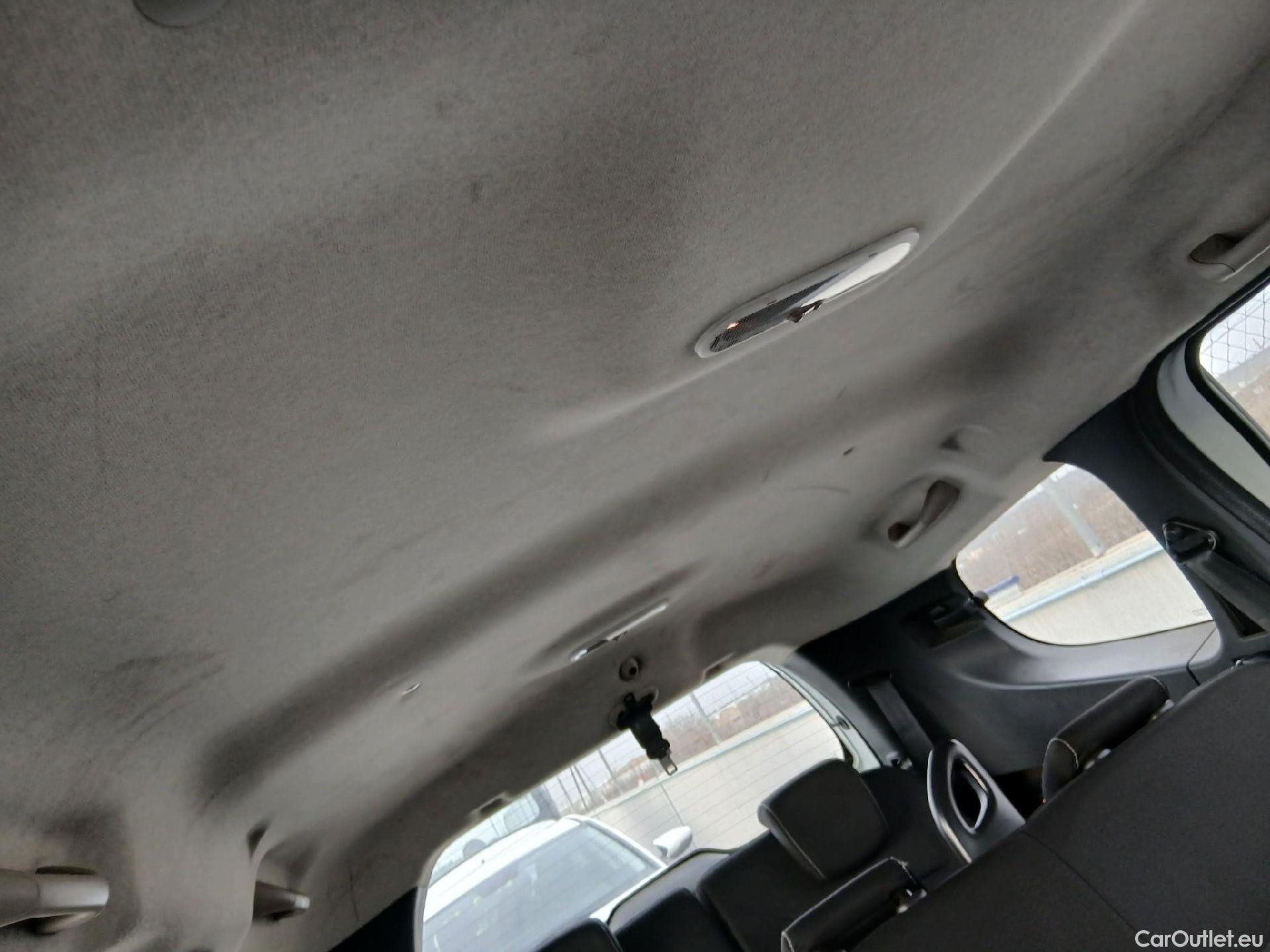  Dacia  Lodgy DACIA  / 2012 / 5P / monovolumen compacto Comfort Blue dCi 70kW (95CV) 7Pl - 18 #37