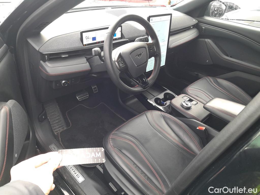  Ford  Mustang FORD  Mach-E / 2020 / 5P / todoterreno AWD 258kW Batería 98.8Kwh #18