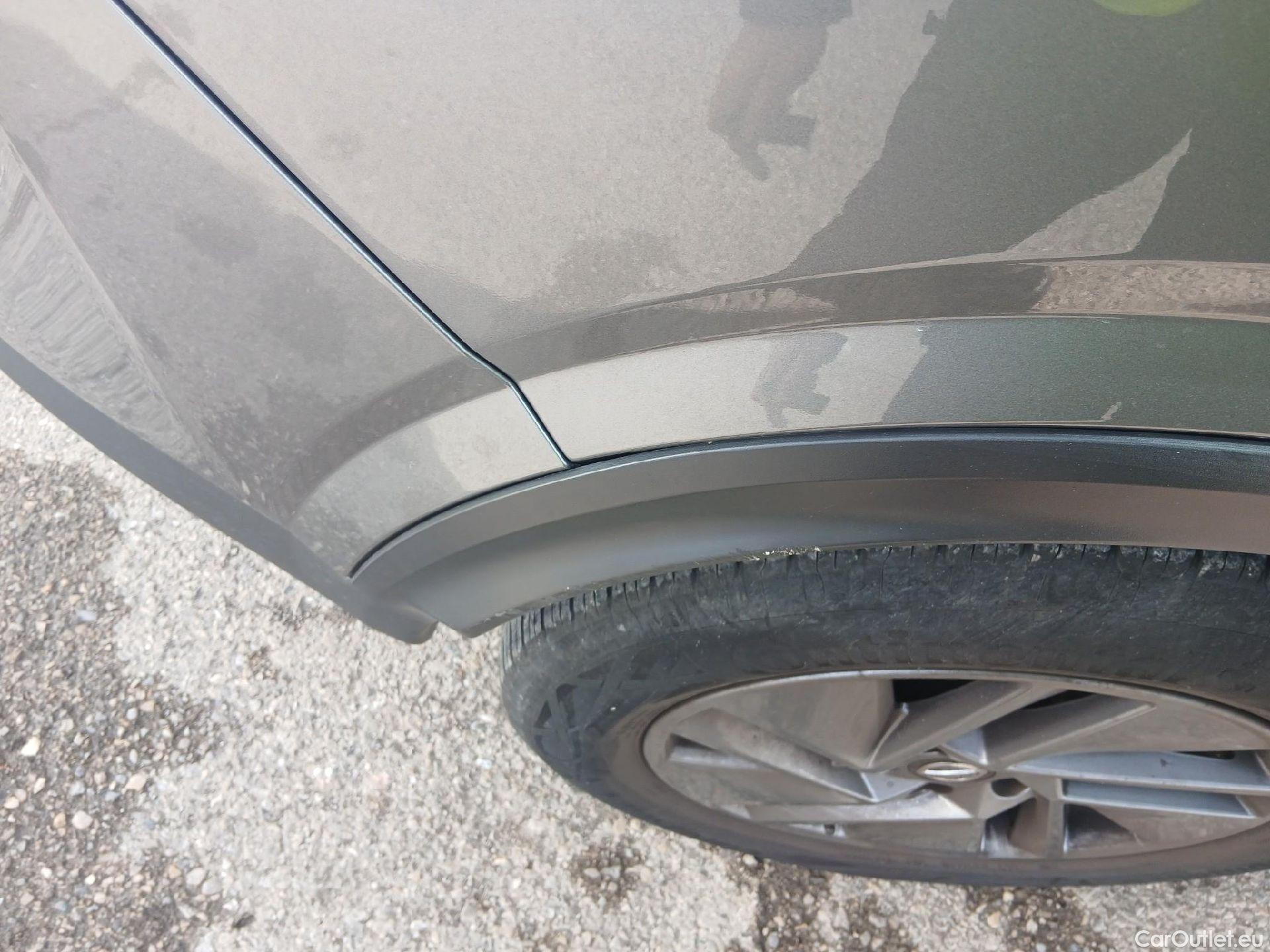  Nissan  Qashqai NISSAN  / 2021 / 5P / todoterreno DIG-T 116kW (158CV) mHEV Xtronic Acenta (AC) #22