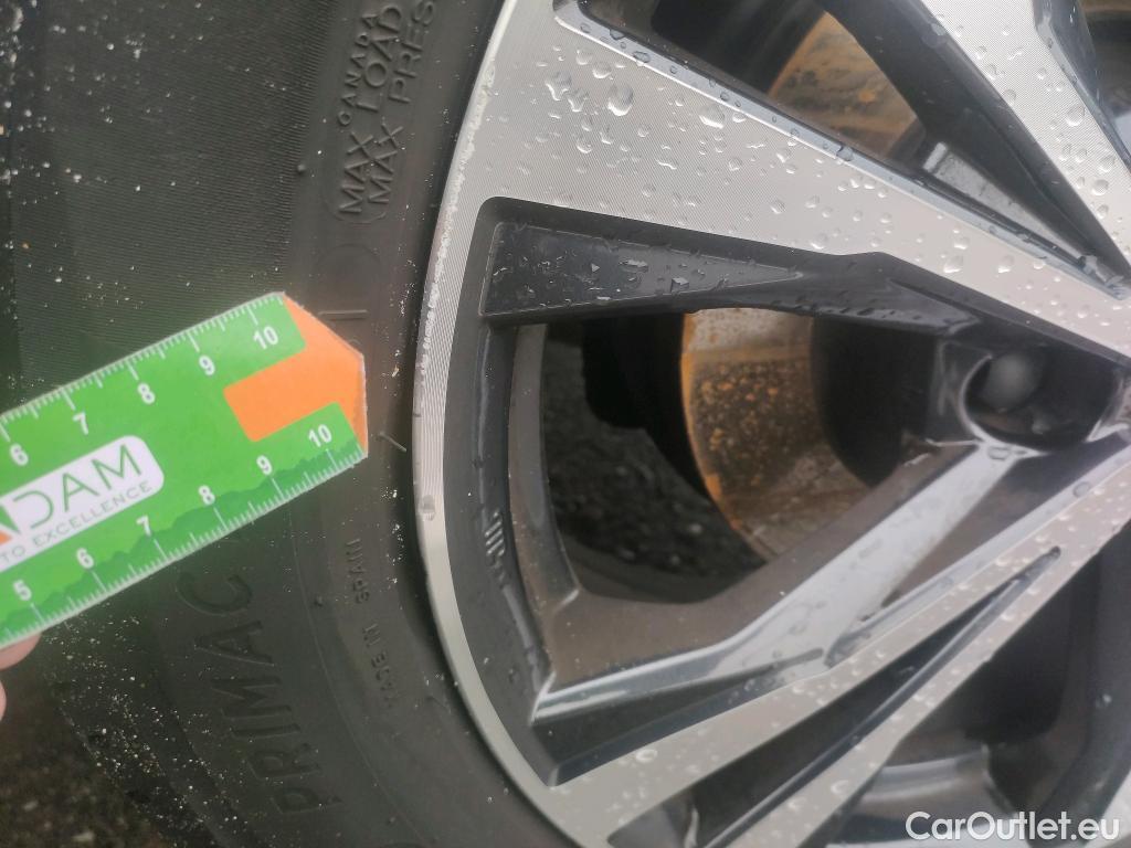  Nissan  Qashqai NISSAN  / 2017 / 5P / todoterreno DIG-T 103 kW (140 CV) E6D N-CONNECTA #4