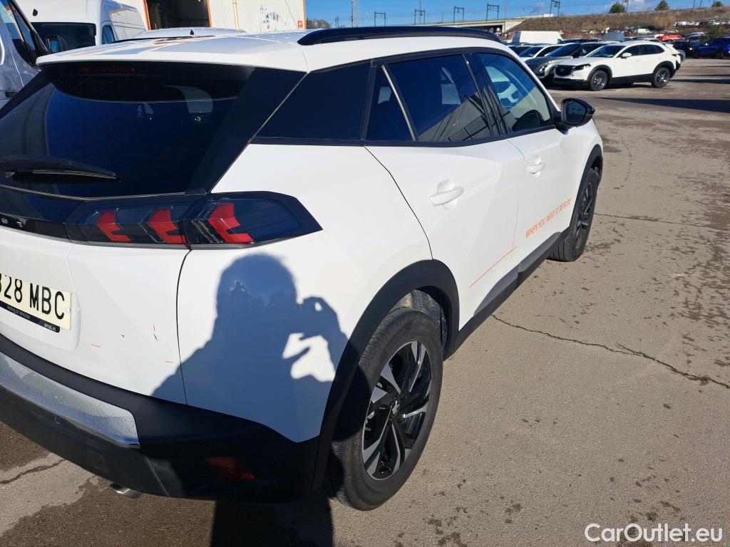  Peugeot  2008 PEUGEOT  / 2019 / 5P / todoterreno Allure BlueHDI 81kW (110CV) #1