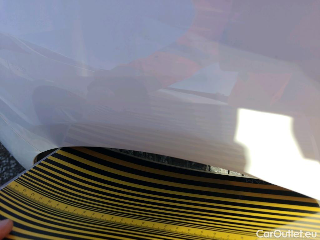  Peugeot  308 PEUGEOT  / 2017 / 5P / berlina con portón 5p Active Pack BlueHDi 130 S&S #60