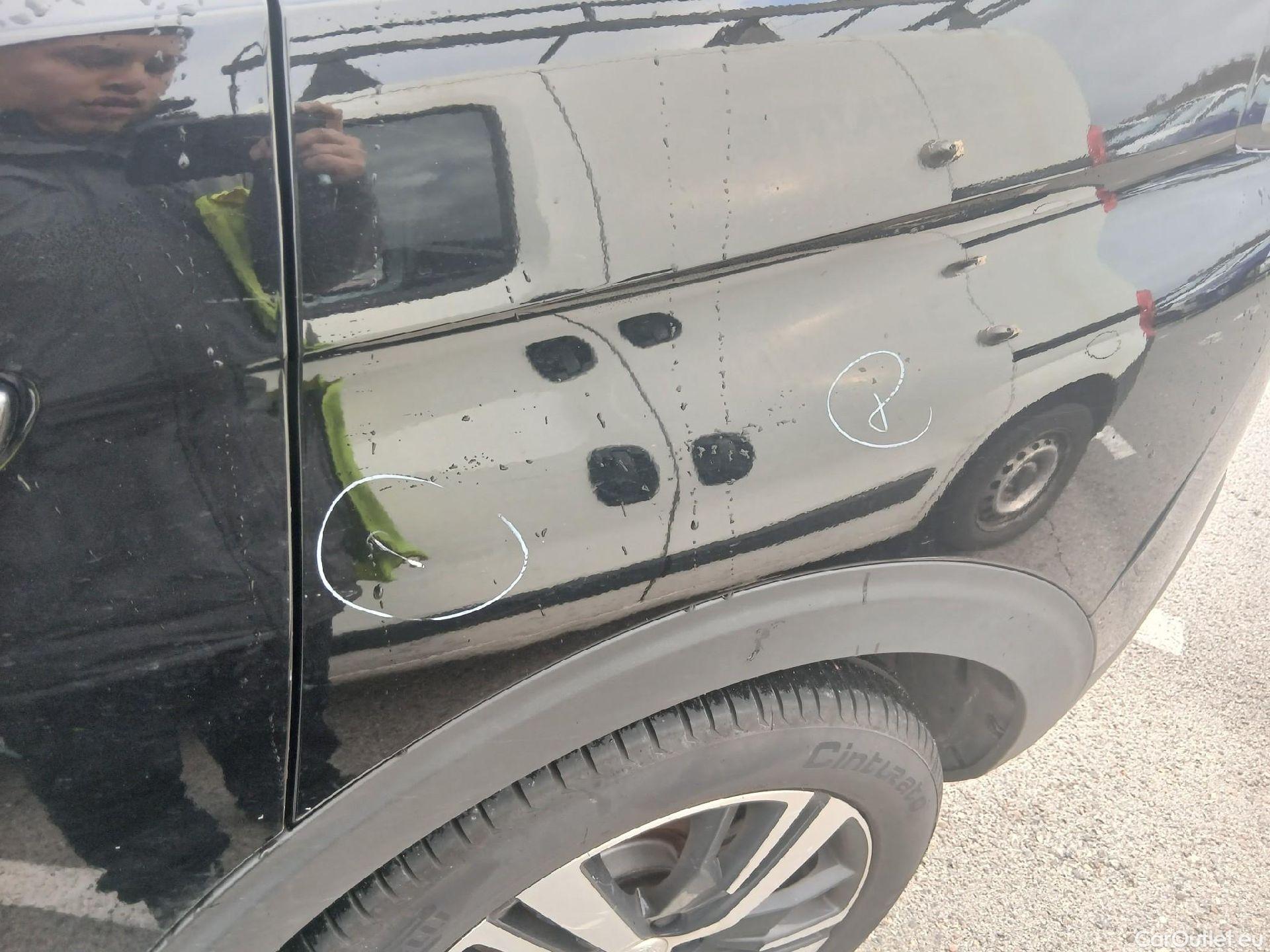  Peugeot  5008 PEUGEOT  / 2020 / 5P / todoterreno 1.5 BlueHDi 96kW S&S GT EAT8 #15