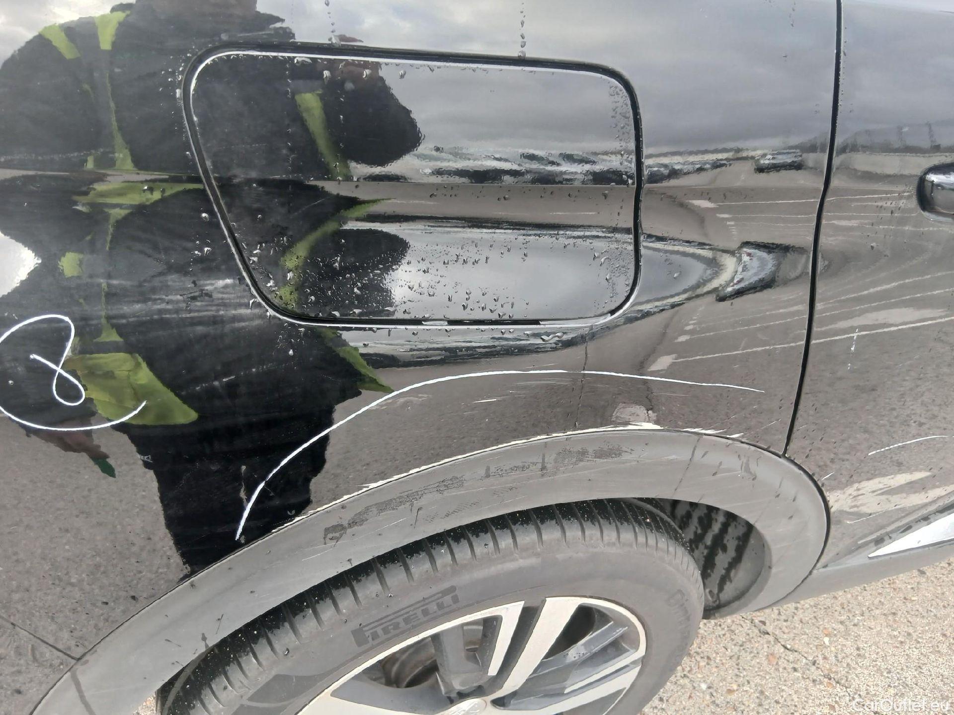  Peugeot  5008 PEUGEOT  / 2020 / 5P / todoterreno 1.5 BlueHDi 96kW S&S GT EAT8 #26