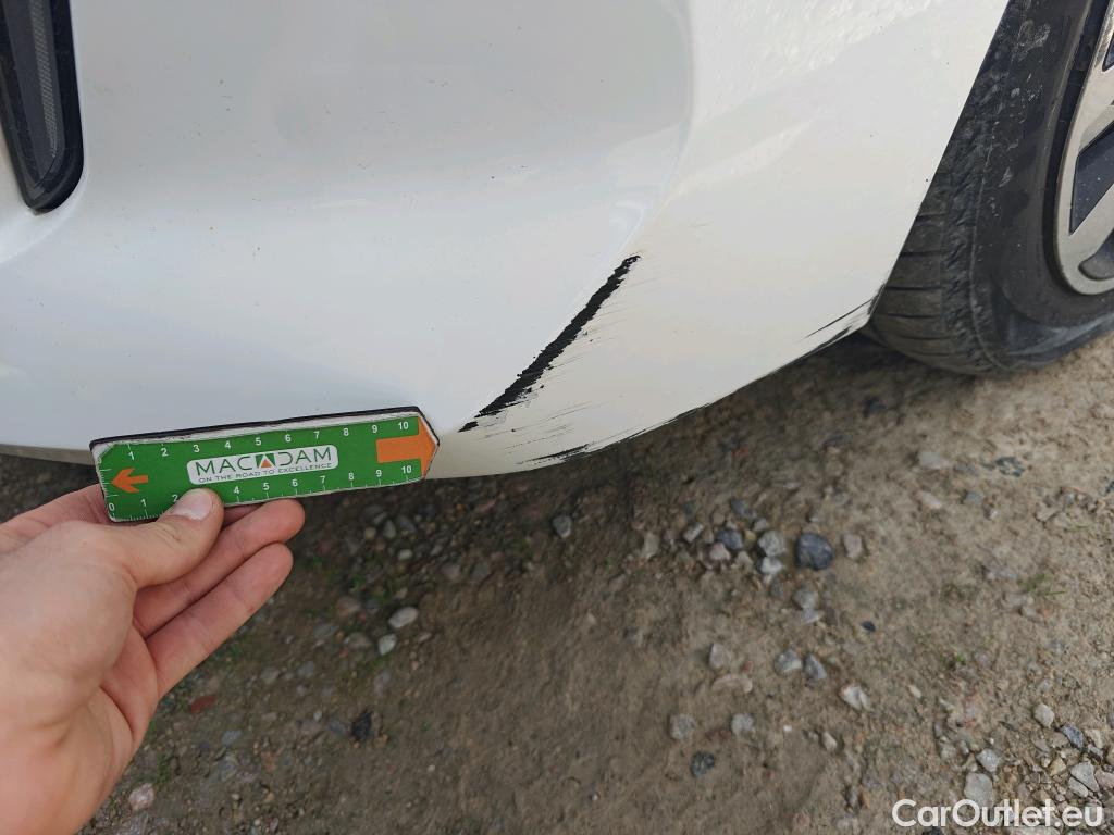  Peugeot  208 PEUGEOT  / 2019 / 5P / berlina con portón PureTech 73kW (100CV) EAT8 Active #14