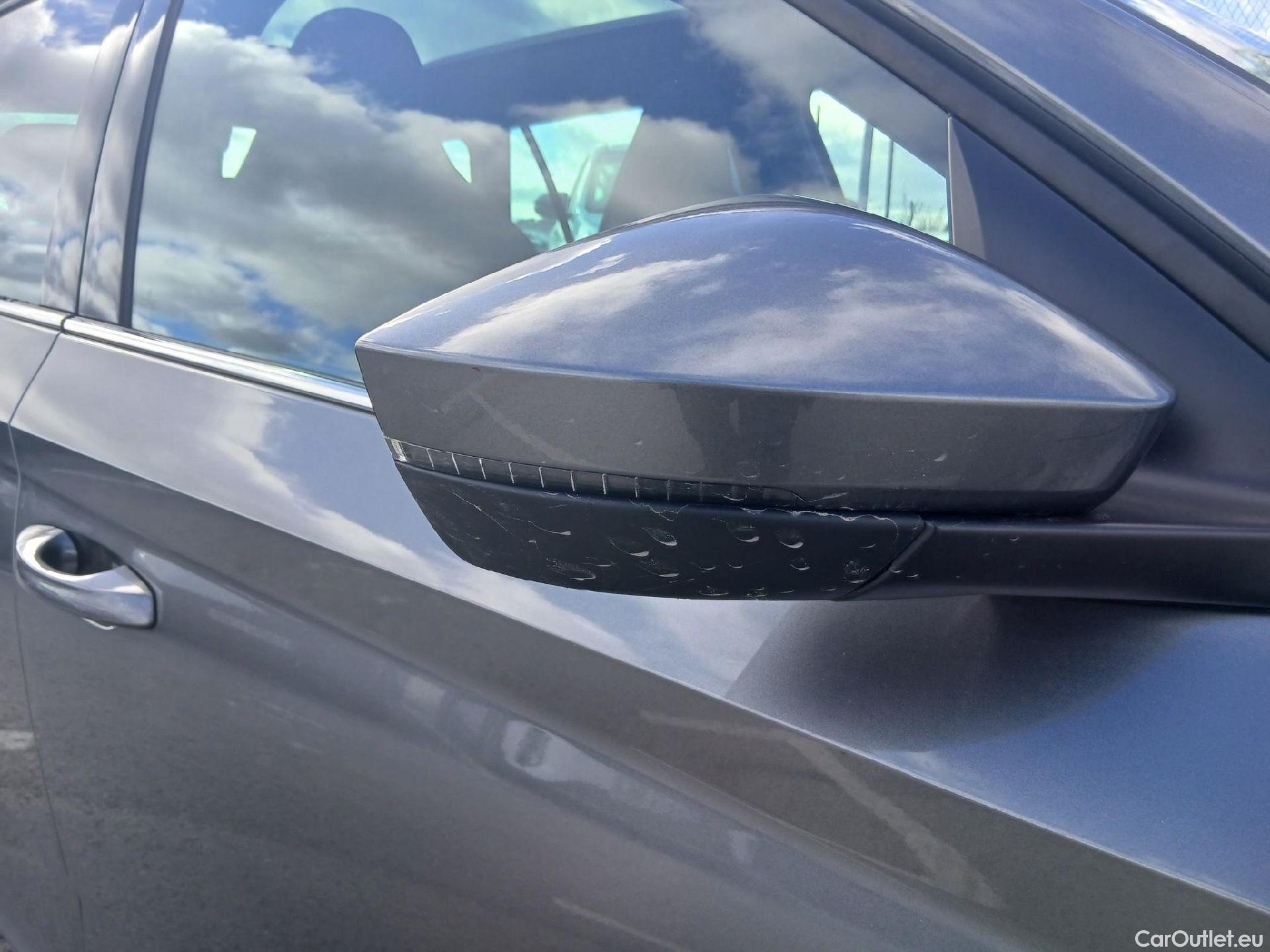  Land Rover  Discovery SKODA Kamiq / 2024 / 5P / todoterreno 1.0 TSI 85kW (115CV) DESIGN(SP) #21