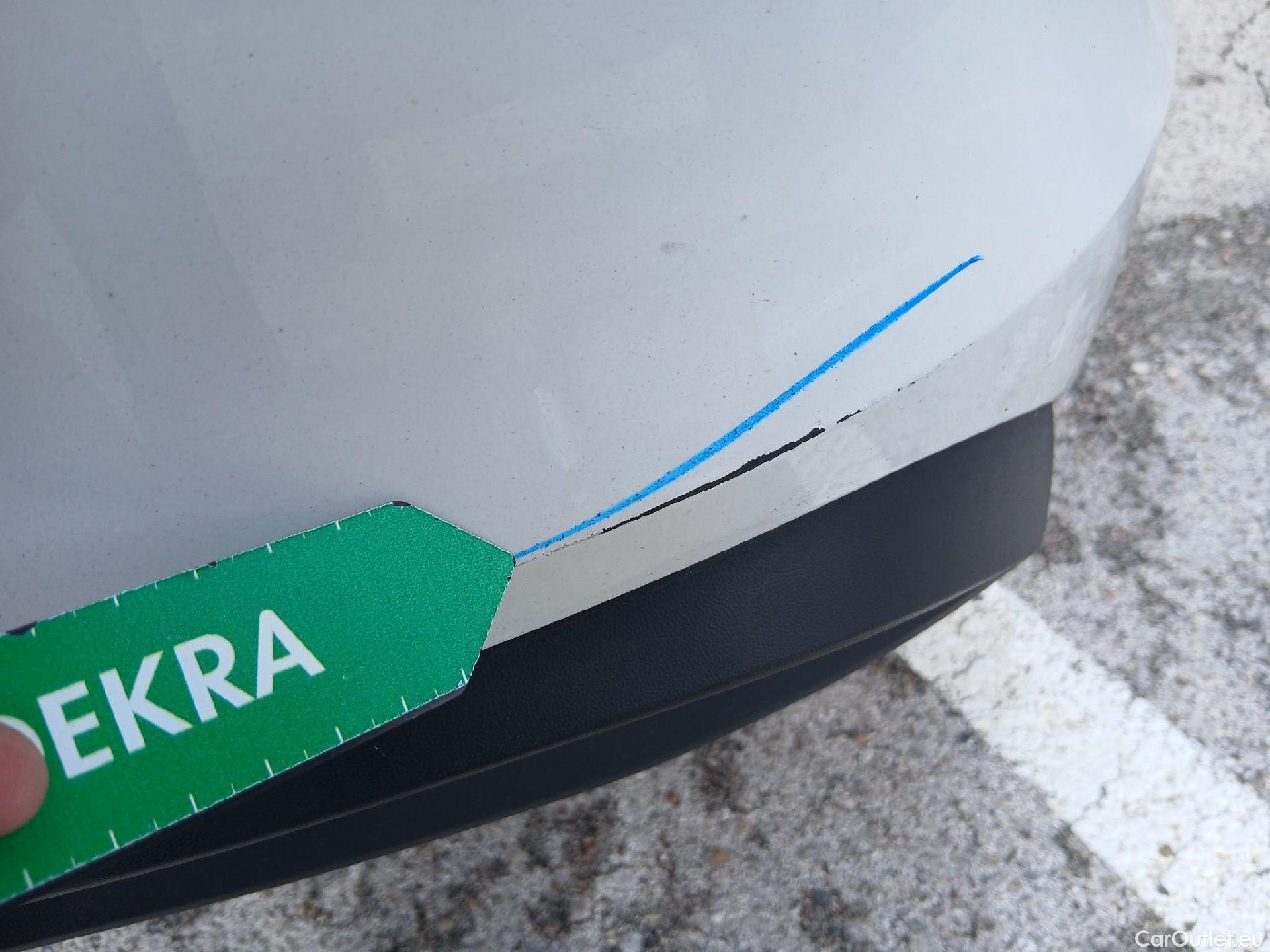  Volkswagen  Golf  VOLKSWAGEN / 2020 / 5P / berlina con portón Life 1.0 eTSI 81kW (110CV) DSG #12