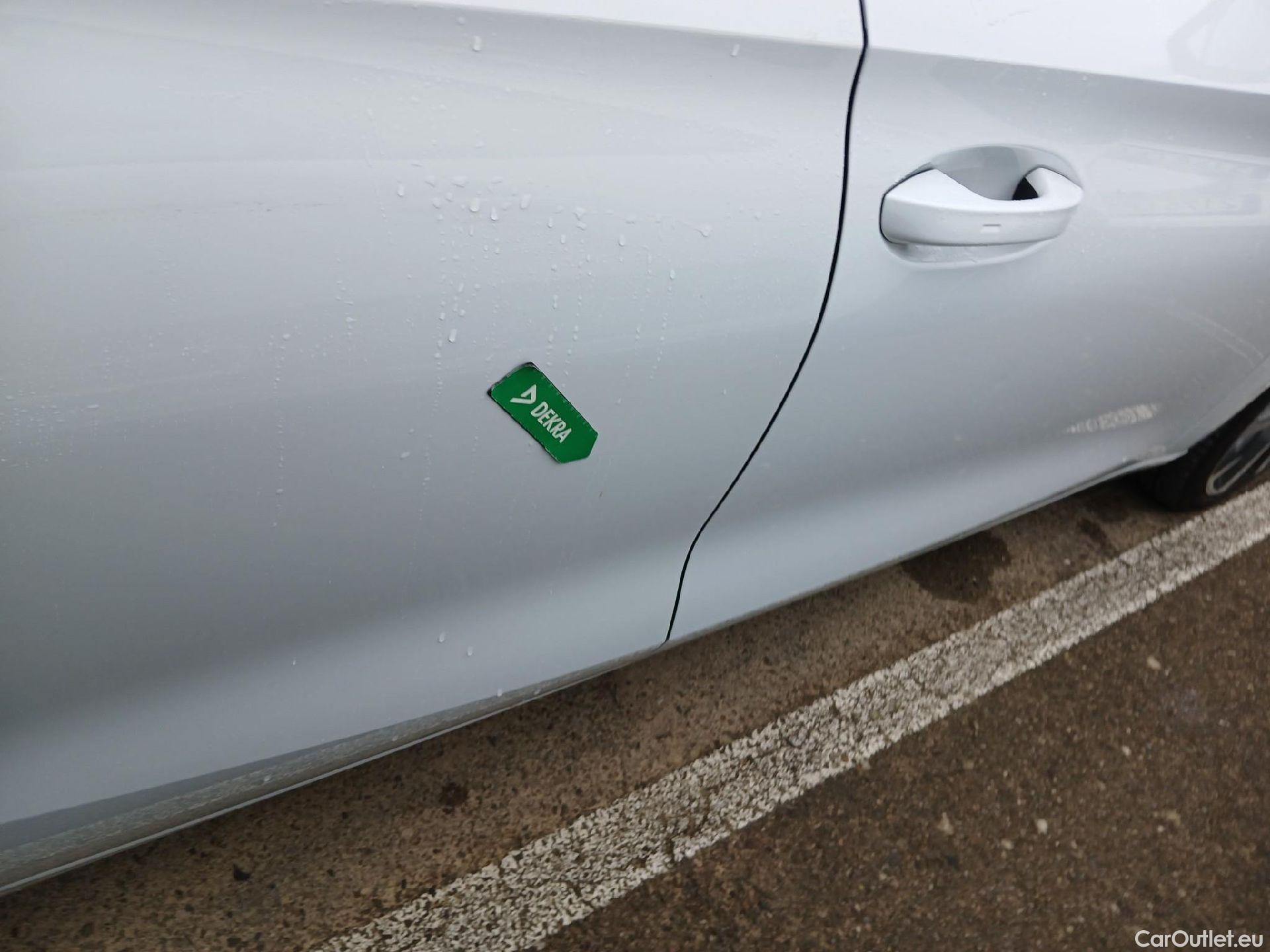  Land Rover  Discovery SEAT Nuevo León / 2020 / 5P / berlina con portón 1.4 e-Hybrid DSG-6 S&S FR Go XL(SP) #39