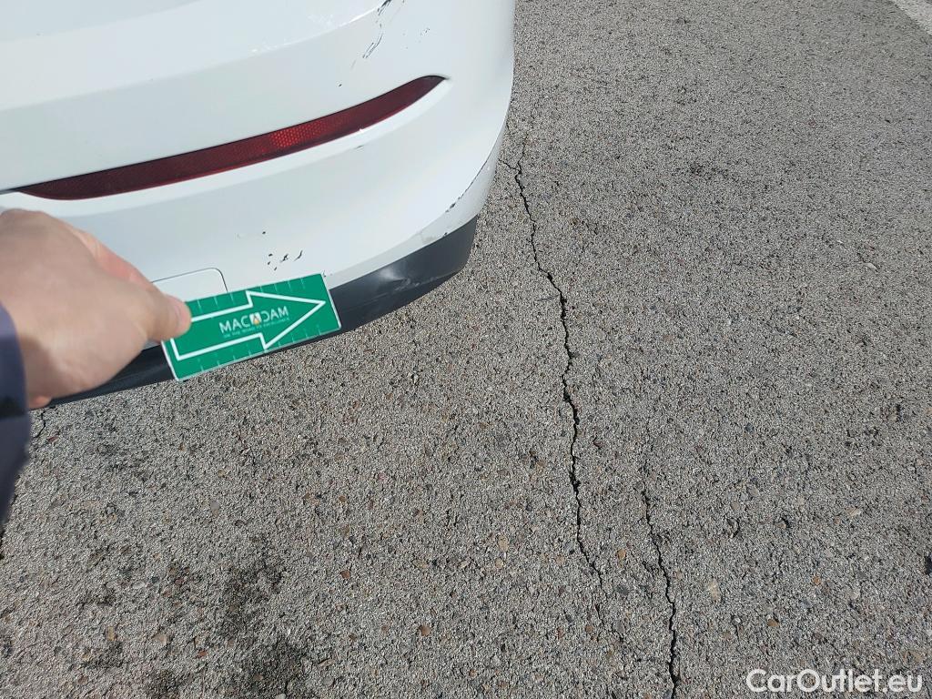  Volkswagen  Golf  VOLKSWAGEN / 2020 / 5P / berlina con portón 2.0 TDI 85kW (115CV) #11