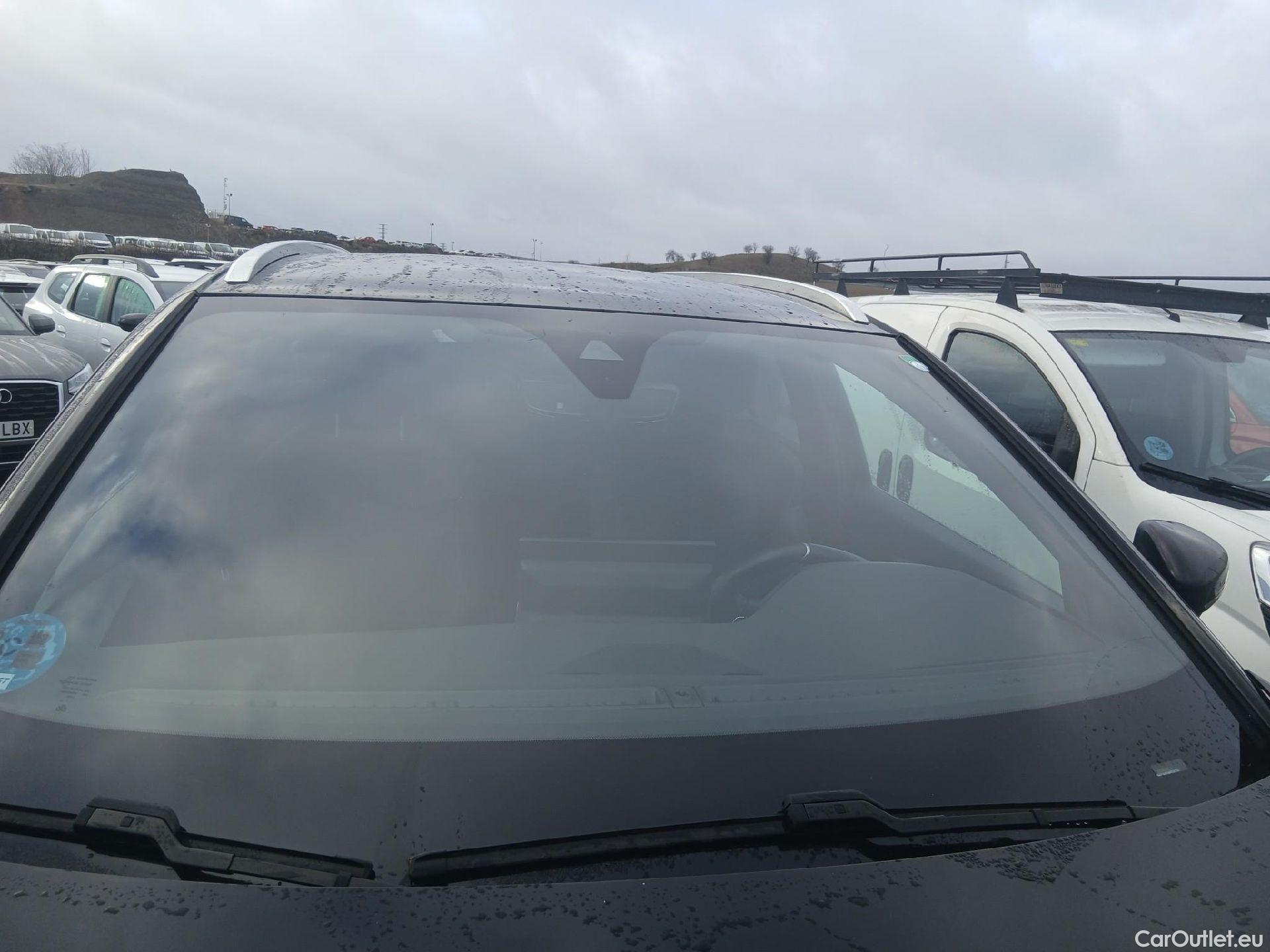  Peugeot  5008 PEUGEOT  / 2020 / 5P / todoterreno 1.5 BlueHDi 96kW S&S GT EAT8 #8