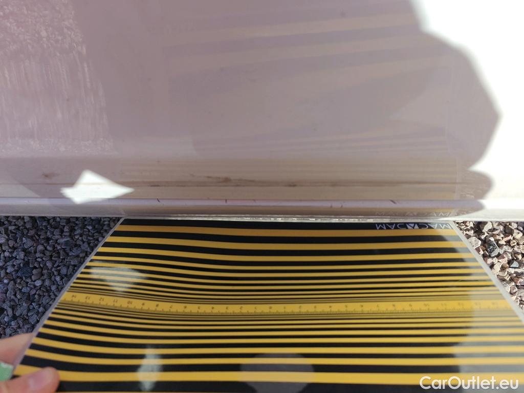  Peugeot  308 PEUGEOT  / 2017 / 5P / berlina con portón 5p Active Pack BlueHDi 130 S&S #6