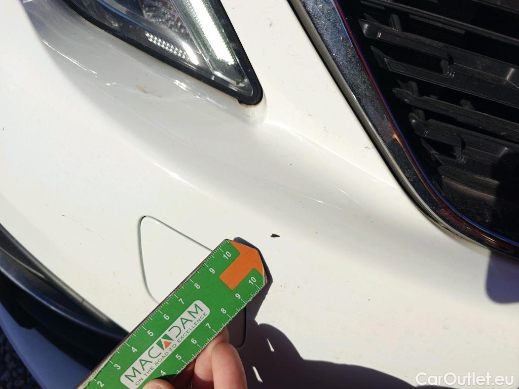  Peugeot  308 PEUGEOT  / 2017 / 5P / berlina con portón 5p Active Pack BlueHDi 130 S&S #58