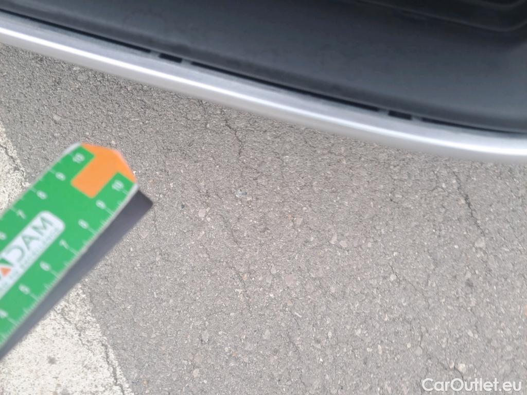  Toyota  RAV4 TOYOTA  / 2018 / 5P / todoterreno 2.5l 220H Advance #6