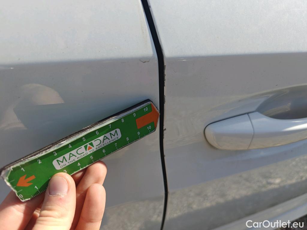  Peugeot  208 PEUGEOT  / 2019 / 5P / berlina con portón PureTech 73kW (100CV) EAT8 Active #10