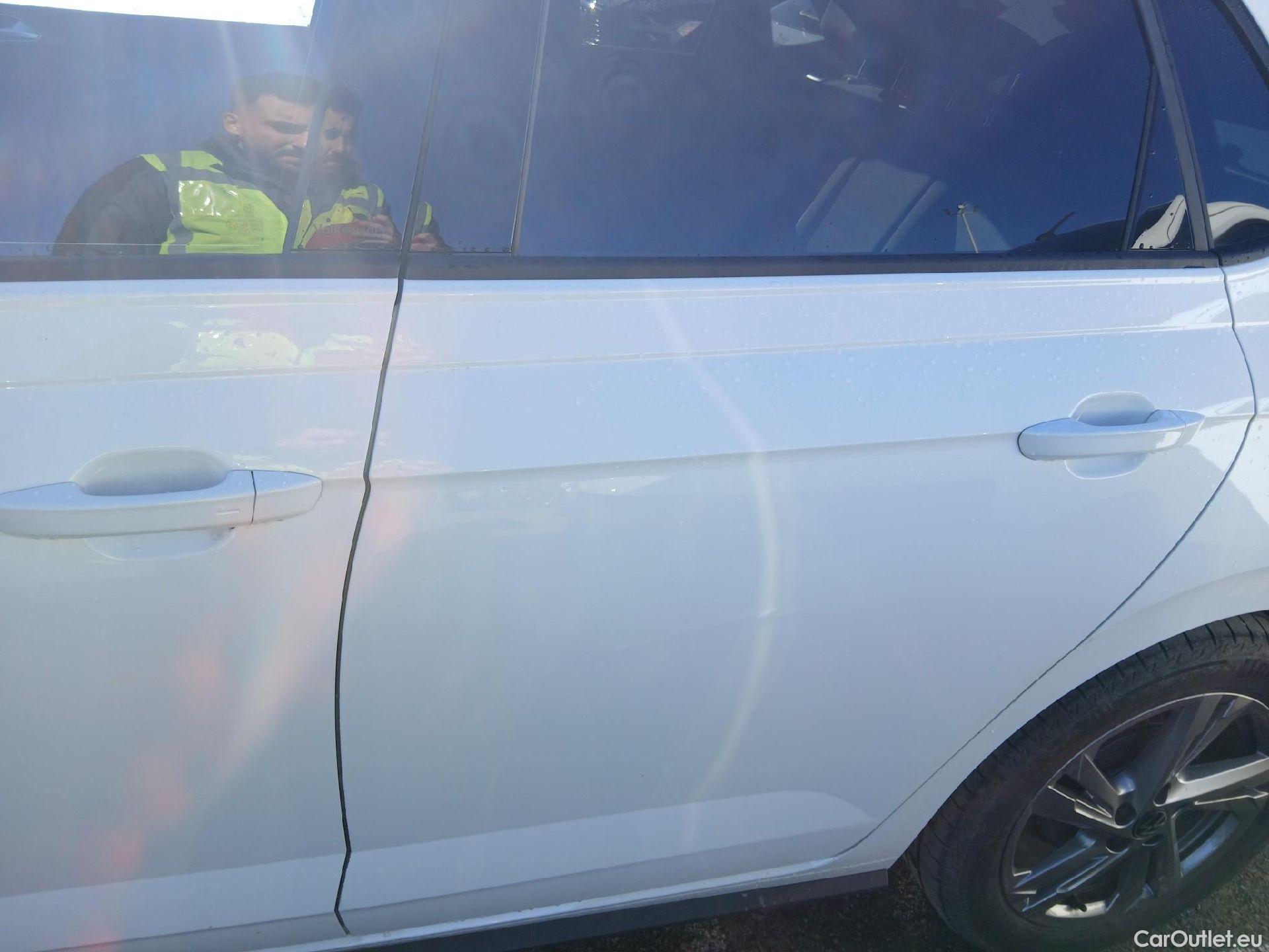  Volkswagen  Polo VOLKSWAGEN  / 2021 / 5P / berlina con portón R-Line 1.0 TSI 70kW (95CV) #11