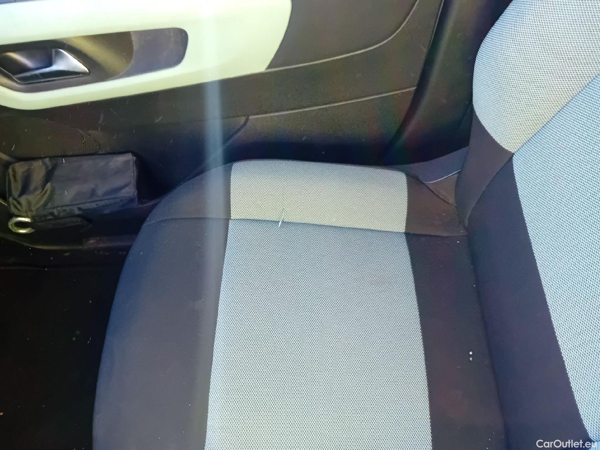  Citroen  Berlingo CITROEN  / 2018 / 5P / monovolumen compacto Talla M BlueHDi 100 S&S FEEL #24