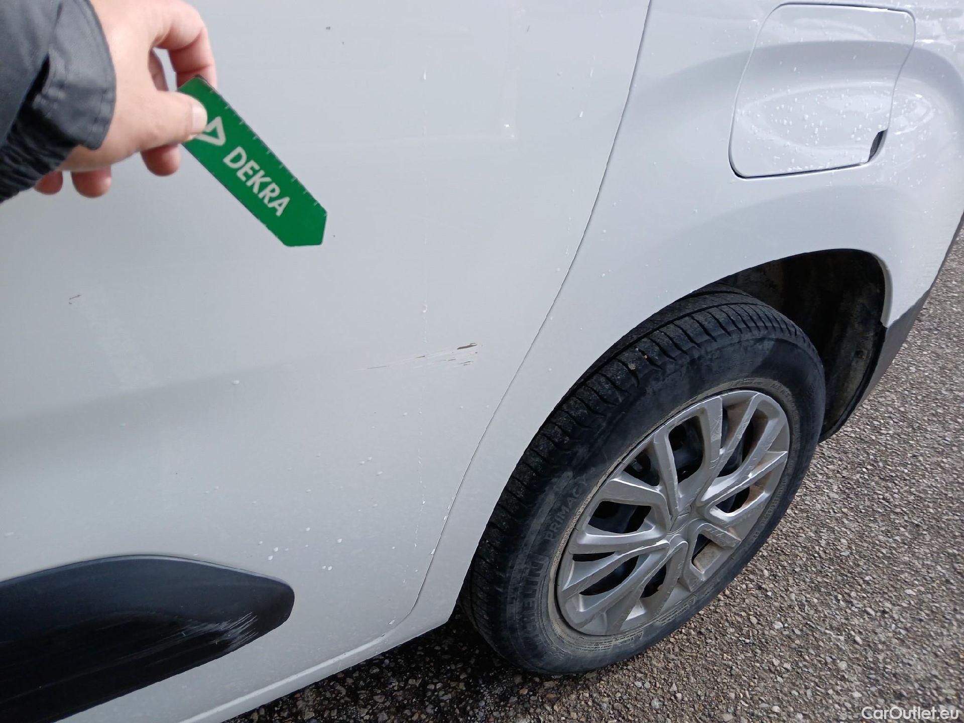  Citroen  Berlingo CITROEN  / 2018 / 4P / monovolumen compacto Talla M BlueHDi 100 S&S LIVE #47