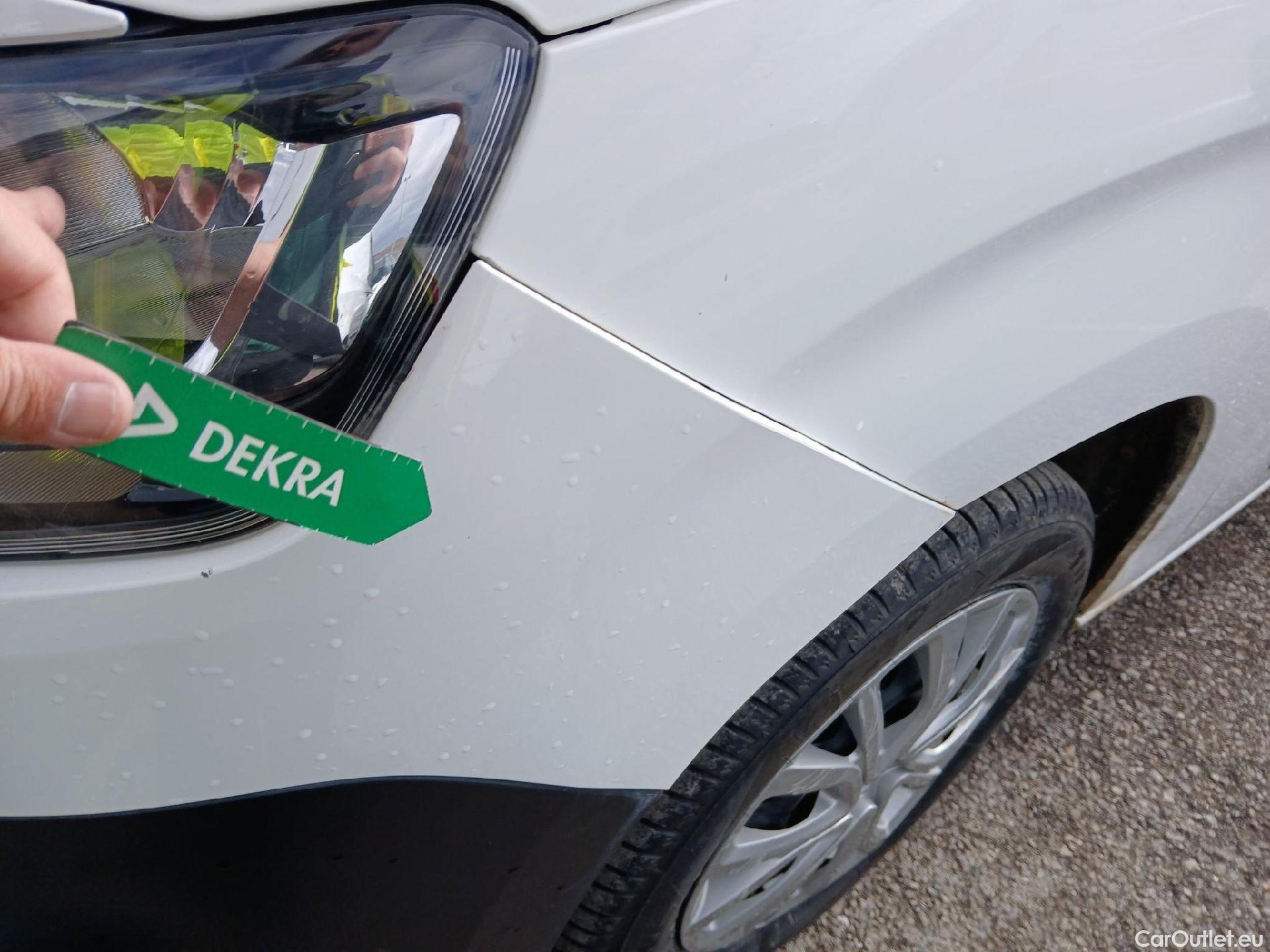  Citroen  Berlingo CITROEN  / 2018 / 4P / monovolumen compacto Talla M BlueHDi 100 S&S LIVE #28