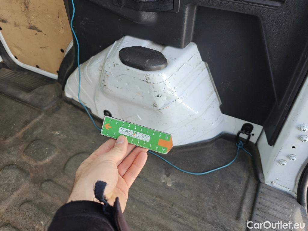  Ford  Transit FORD  Courier/2014/4P/furgón der.turis Van 1.5 TDCi 56kW Trend #29