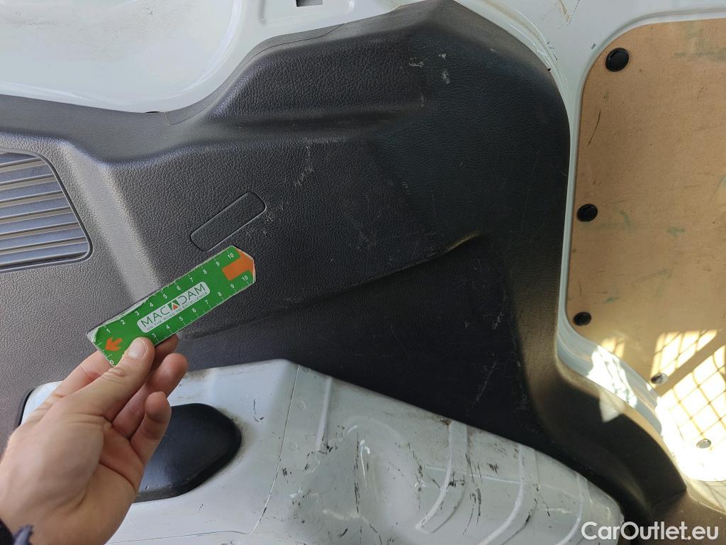  Ford  Transit FORD  Courier/2014/4P/furgón der.turis Van 1.5 TDCi 56kW Trend #16