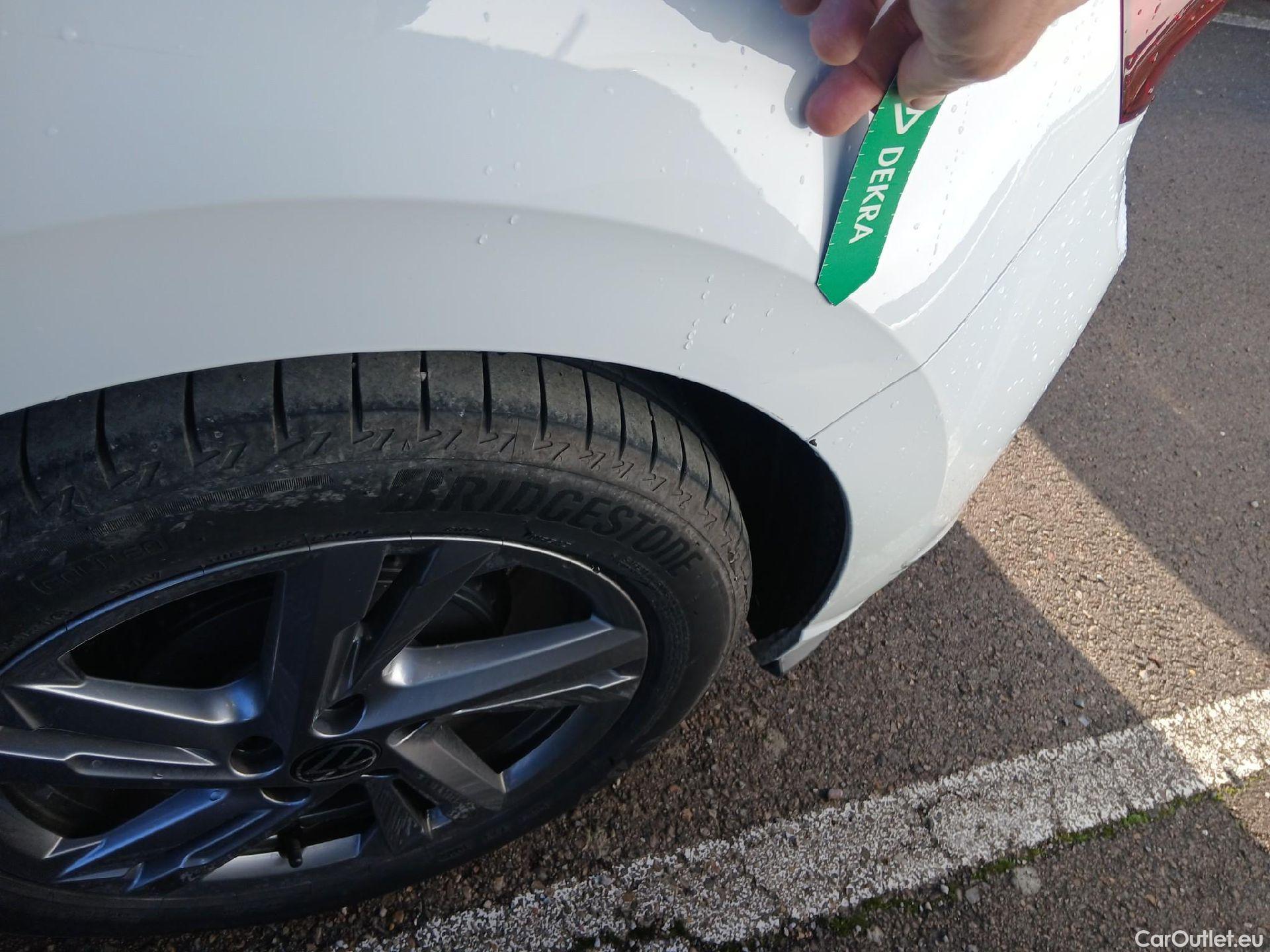  Volkswagen  Polo VOLKSWAGEN  / 2021 / 5P / berlina con portón R-Line 1.0 TSI 70kW (95CV) #13