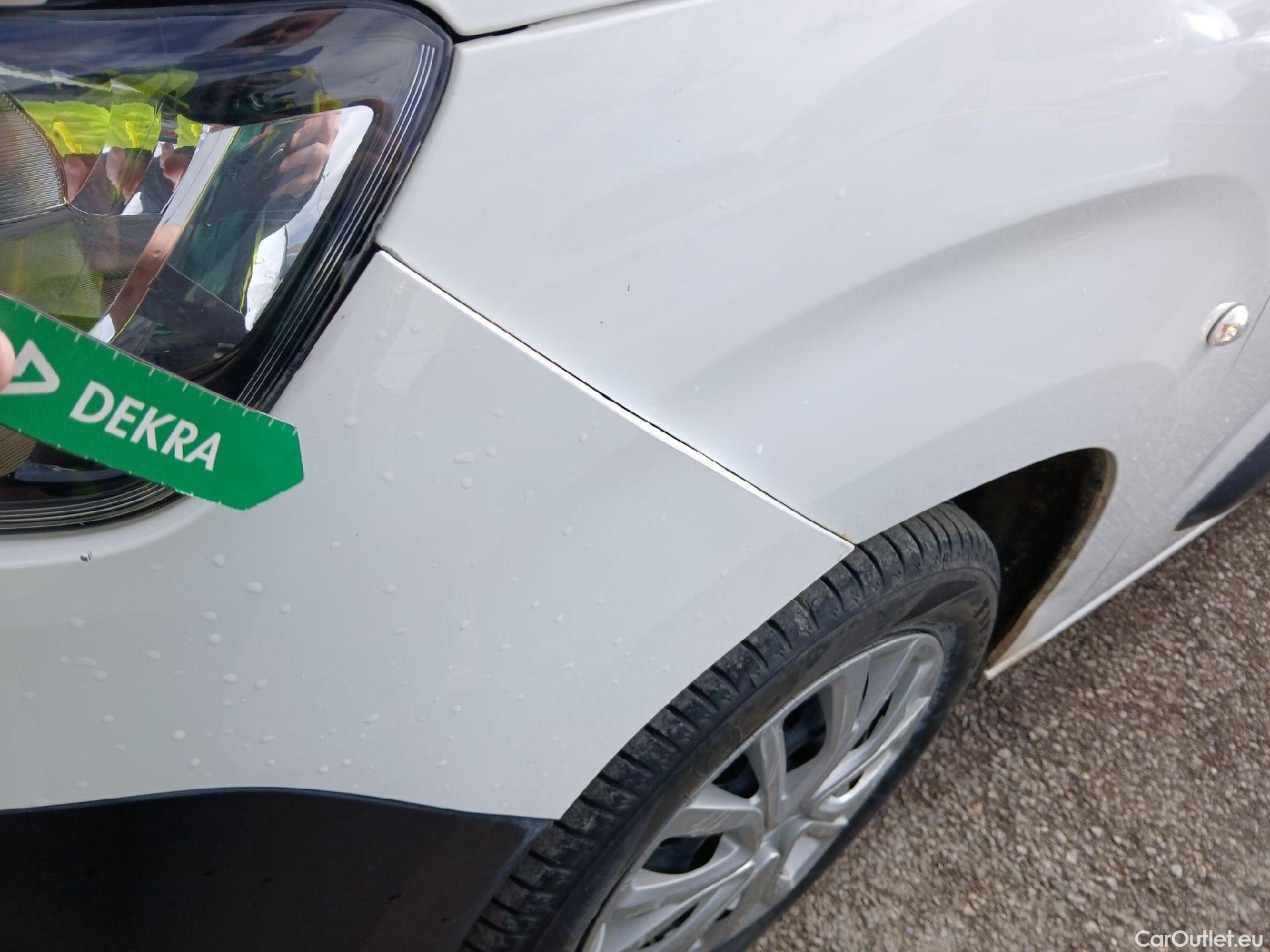  Citroen  Berlingo CITROEN  / 2018 / 4P / monovolumen compacto Talla M BlueHDi 100 S&S LIVE #29