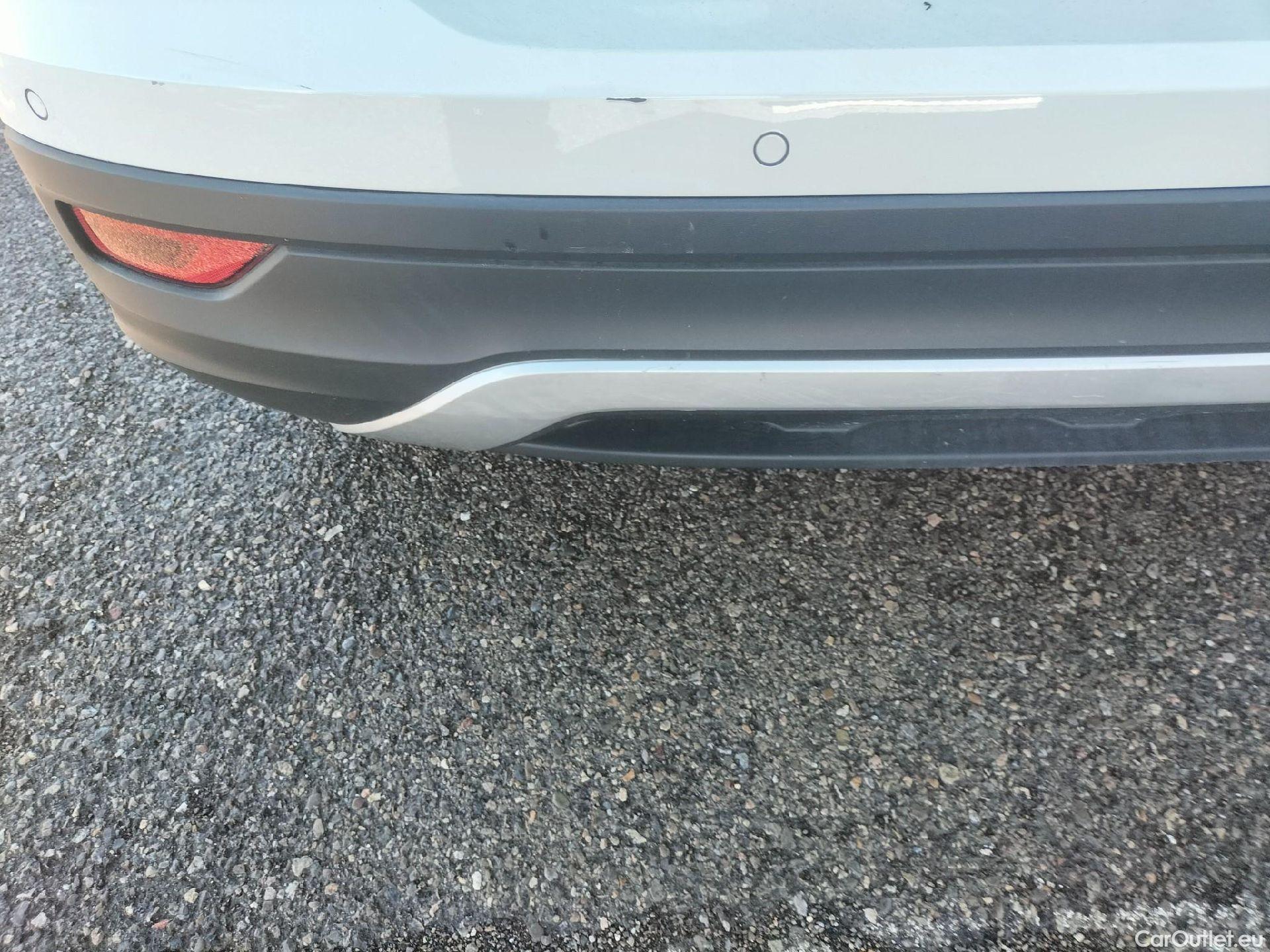  Volkswagen  T-CROSS VOLKSWAGEN  / 2018 / 5P / todoterreno Advance 1.0 TSI 81kW (110CV) DSG (AC3) #19