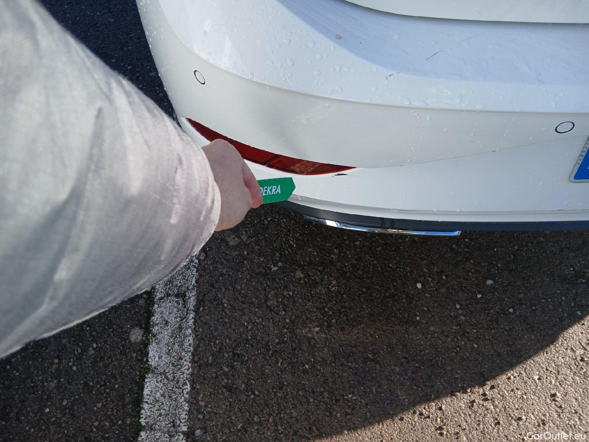  Volkswagen  Polo VOLKSWAGEN  / 2021 / 5P / berlina con portón R-Line 1.0 TSI 70kW (95CV) #16