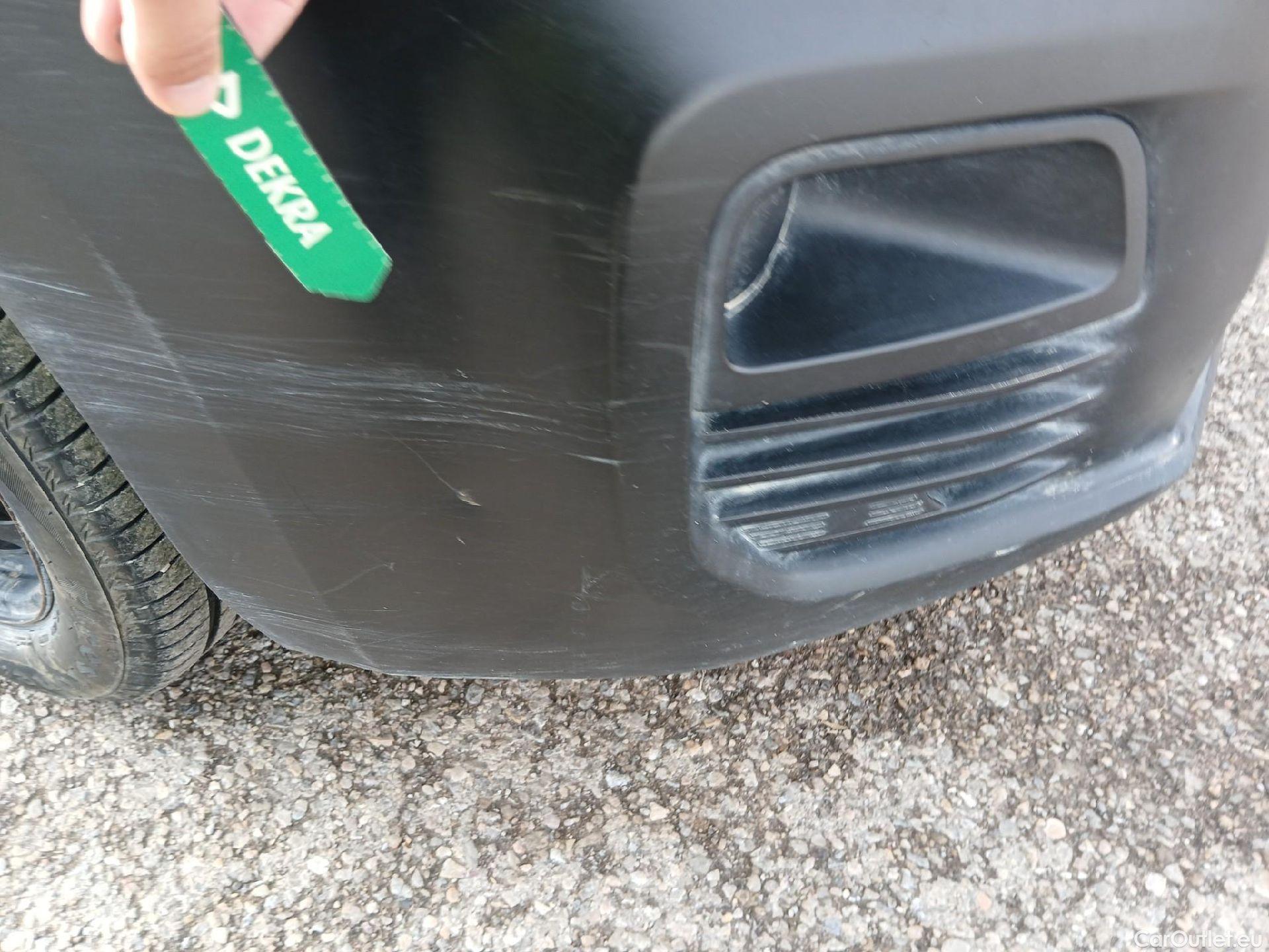  Citroen  Berlingo CITROEN  / 2018 / 4P / monovolumen compacto Talla M BlueHDi 100 S&S LIVE #33