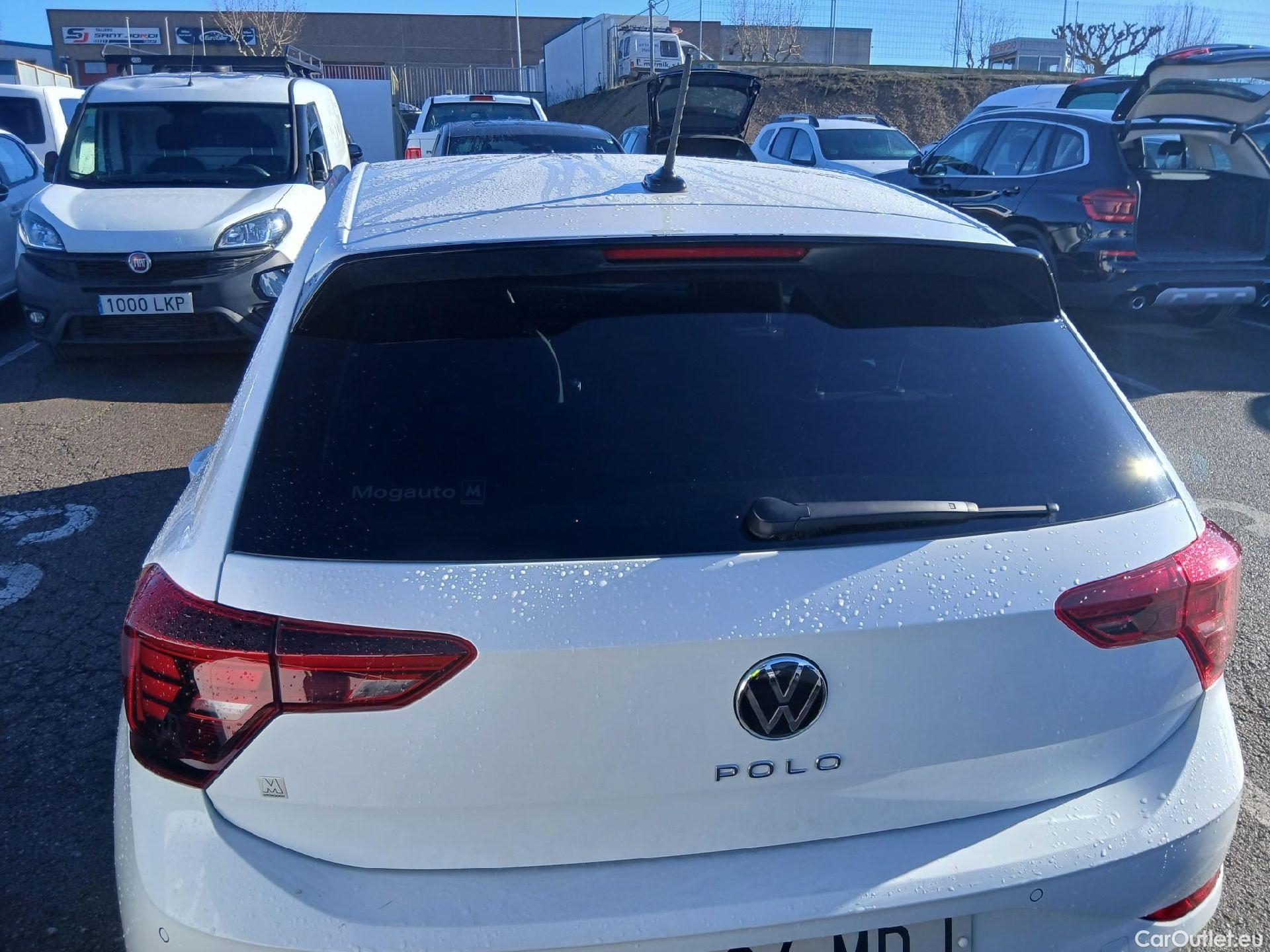  Volkswagen  Polo VOLKSWAGEN  / 2021 / 5P / berlina con portón R-Line 1.0 TSI 70kW (95CV) #17