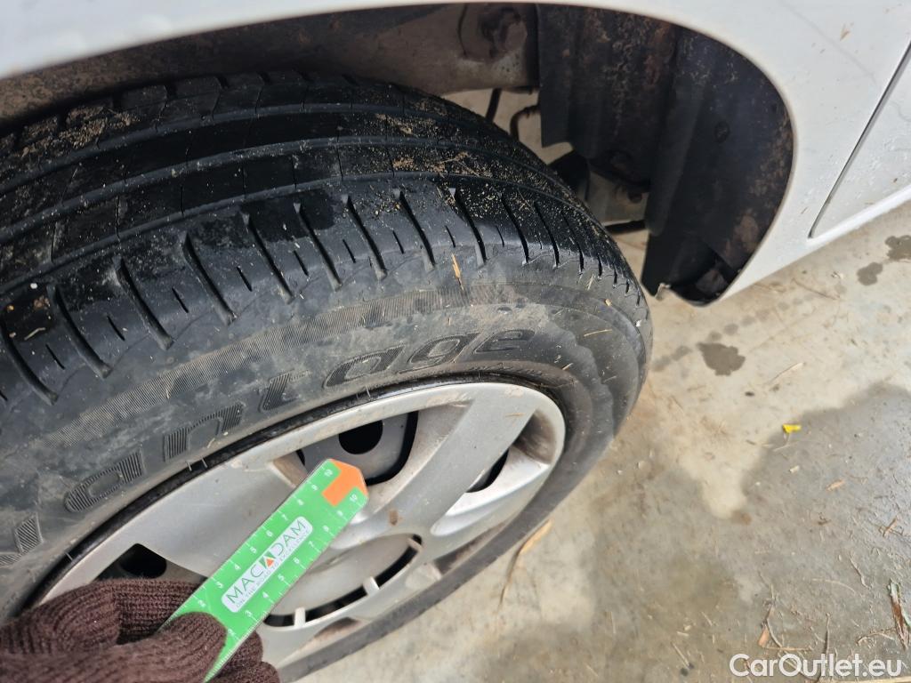  Nissan  NV200 NISSAN NV250 / 2019 / 4P / furgón 2pl 1.5dCi 70 kW (95CV) L1H1 ÓPTIMA #14