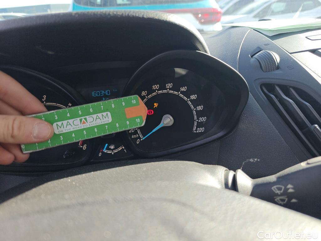  Ford  Transit FORD  Courier/2014/4P/furgón der.turis Van 1.5 TDCi 56kW Trend #91