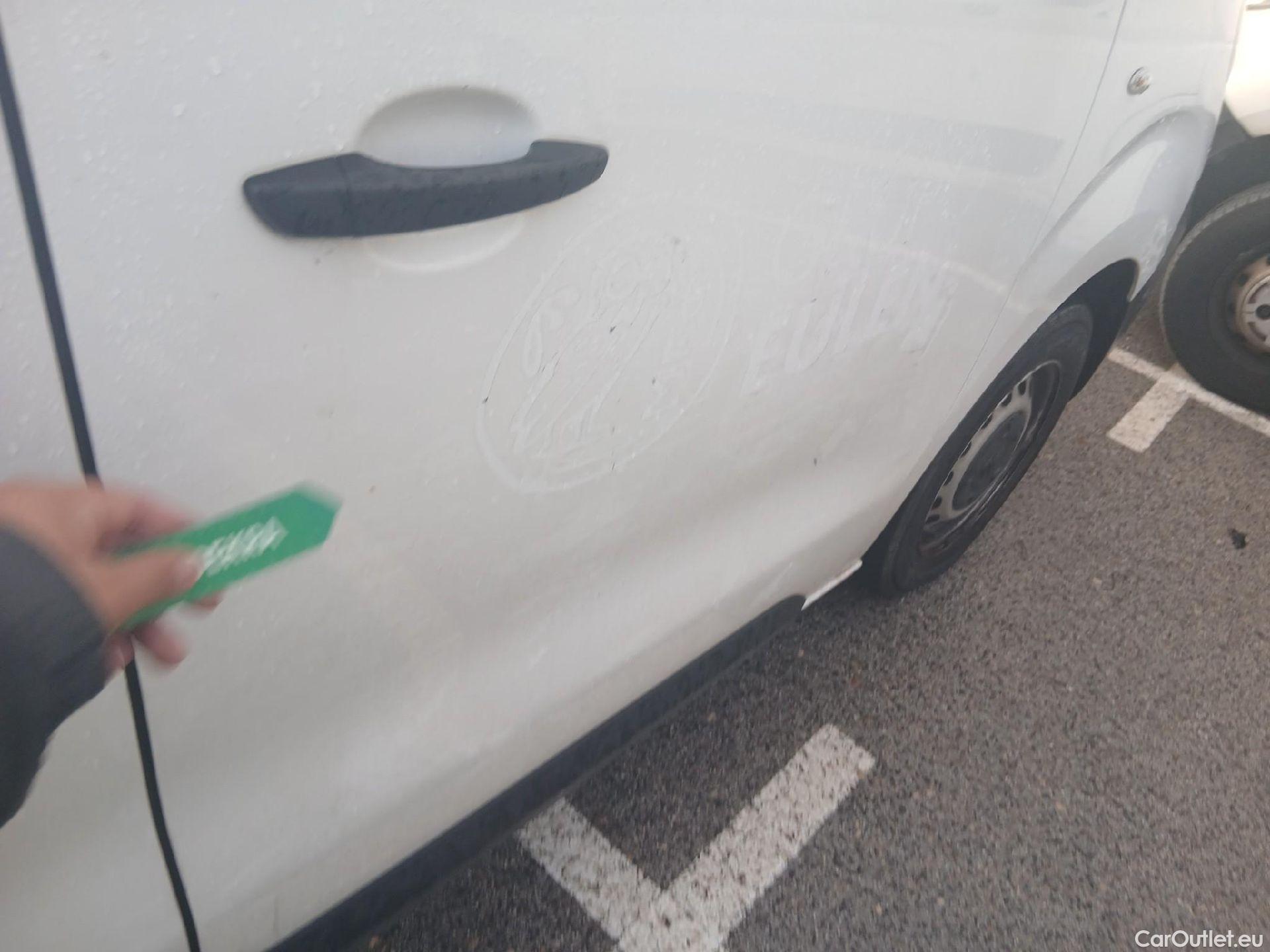  Citroen  Jumpy CITROEN  / 2016 / 4P / furgón Talla M BlueHDi 120 S&S 6v Worker #35