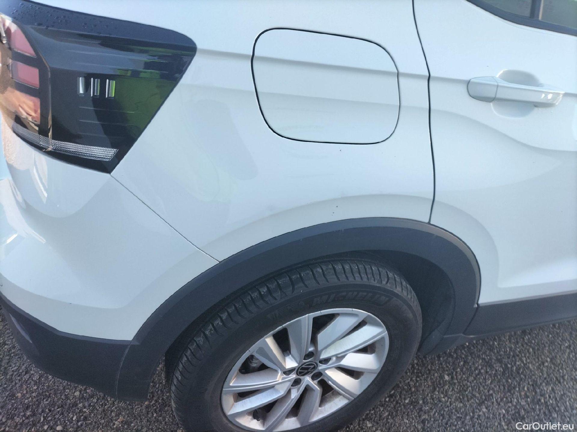  Volkswagen  T-CROSS VOLKSWAGEN  / 2018 / 5P / todoterreno Advance 1.0 TSI 81kW (110CV) DSG (AC3) #22