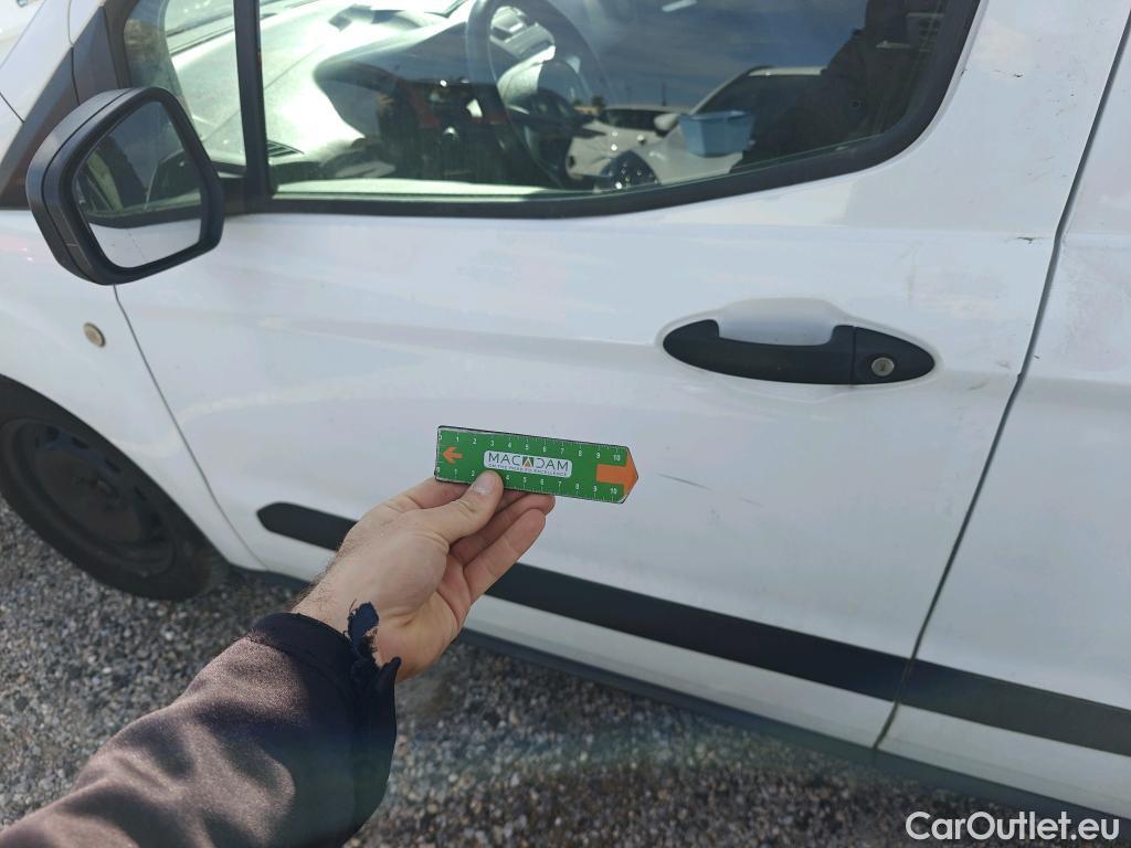  Ford  Transit FORD  Courier/2014/4P/furgón der.turis Van 1.5 TDCi 56kW Trend #31