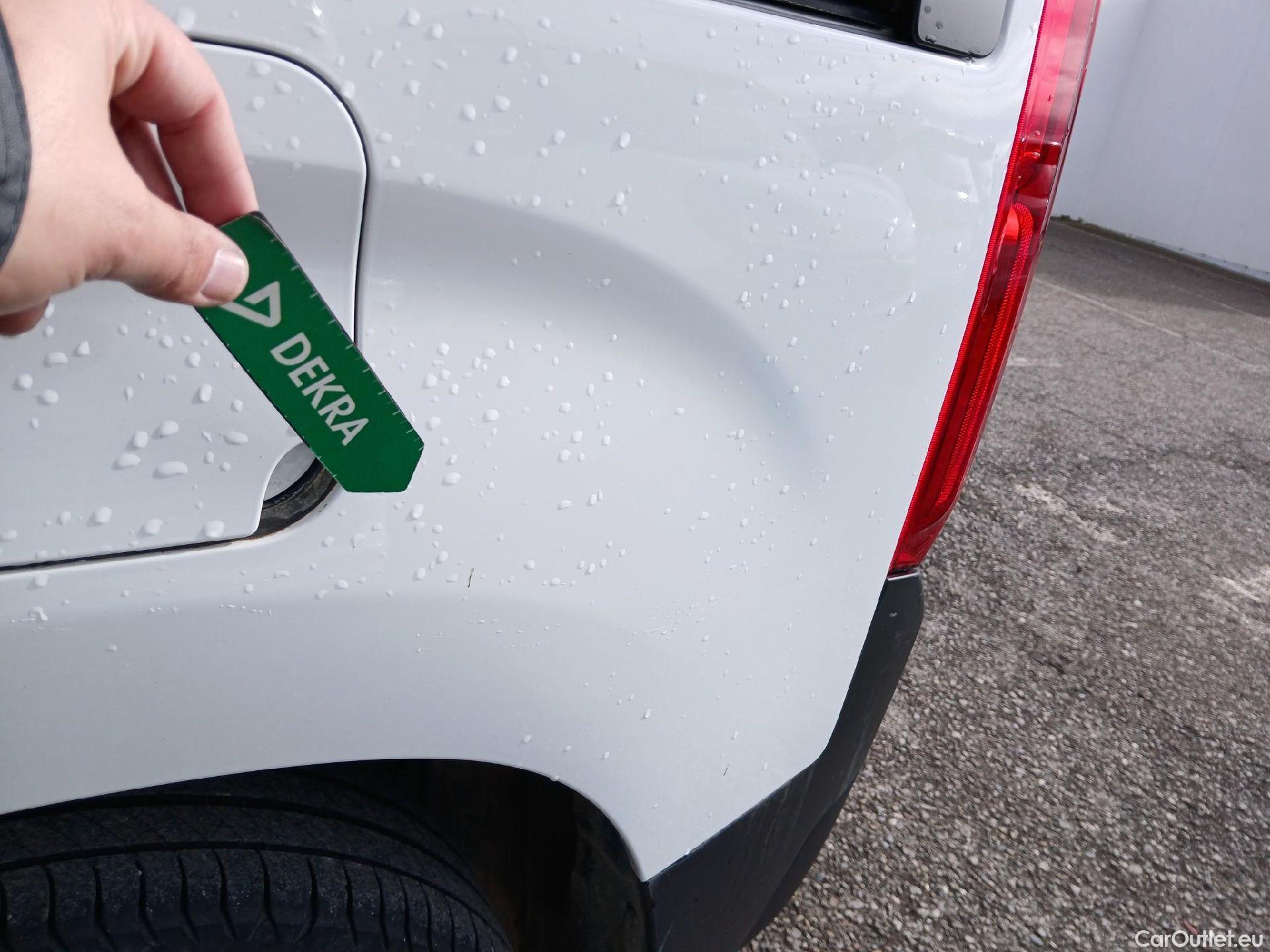  Citroen  Berlingo CITROEN  / 2018 / 4P / monovolumen compacto Talla M BlueHDi 100 S&S LIVE #51